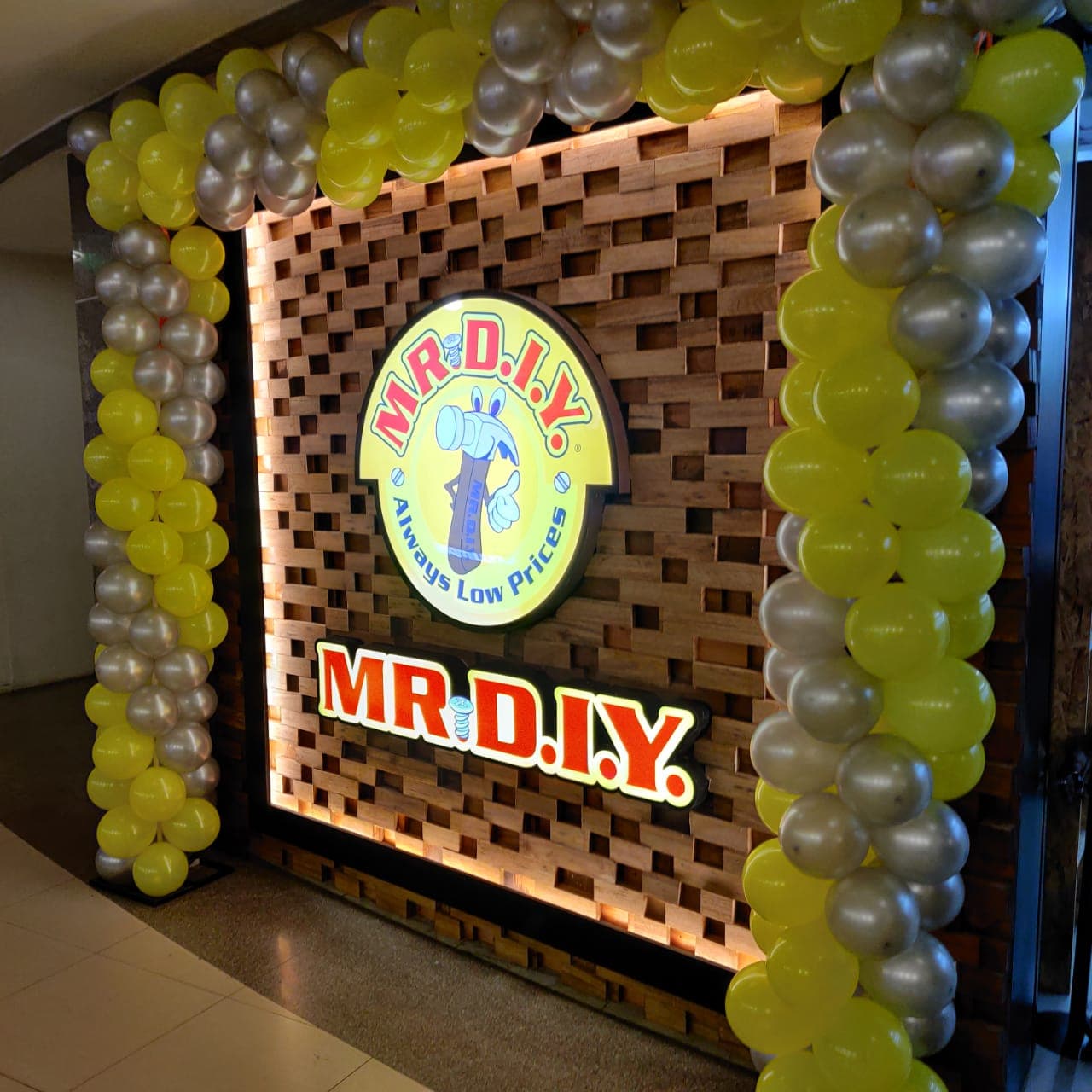 MR.DIY