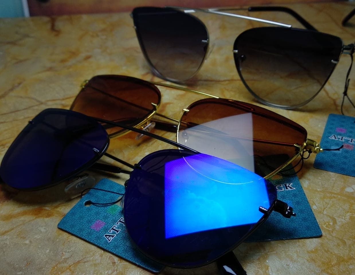 Om Optics