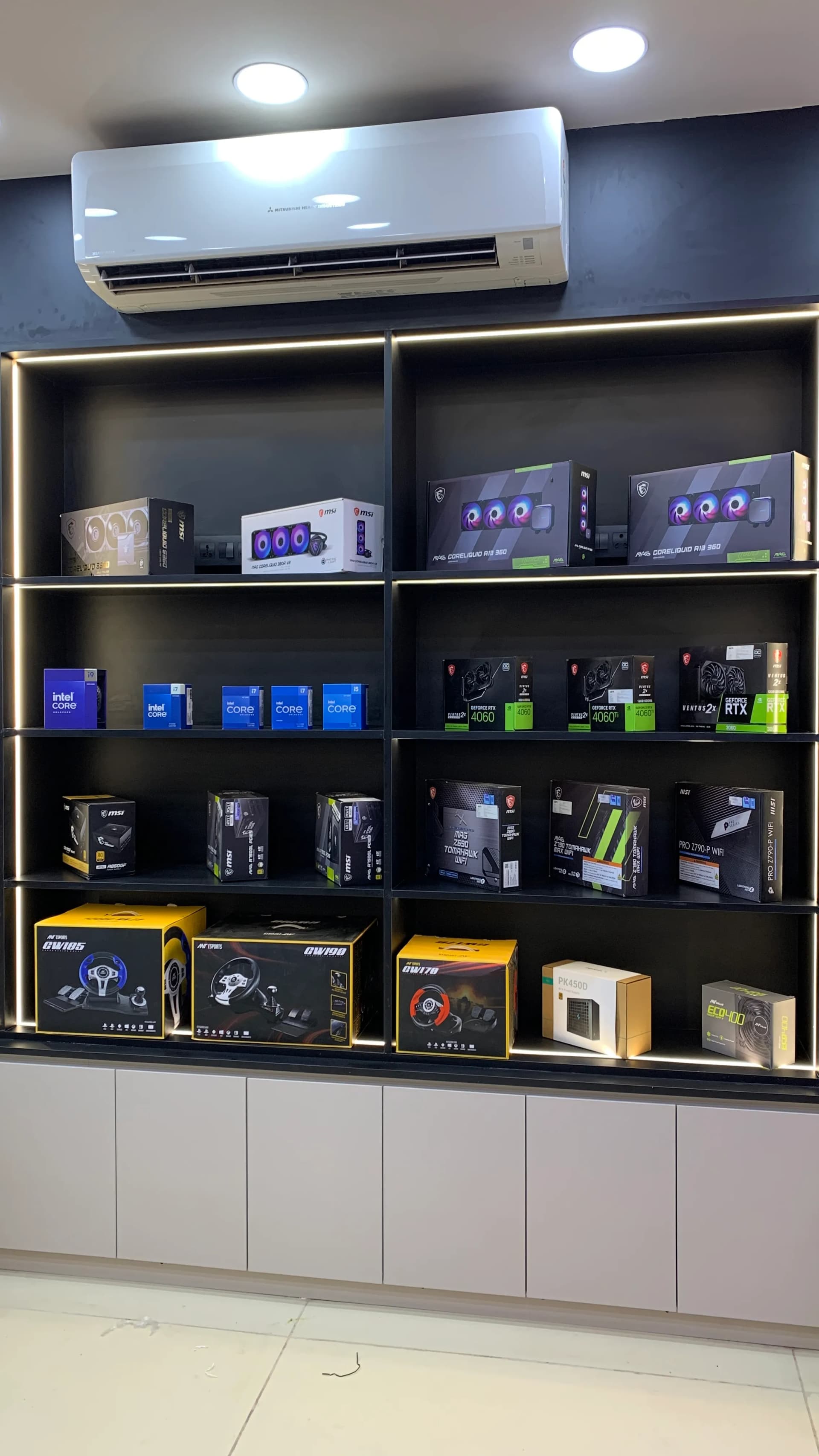 Mega IT Store-Surat