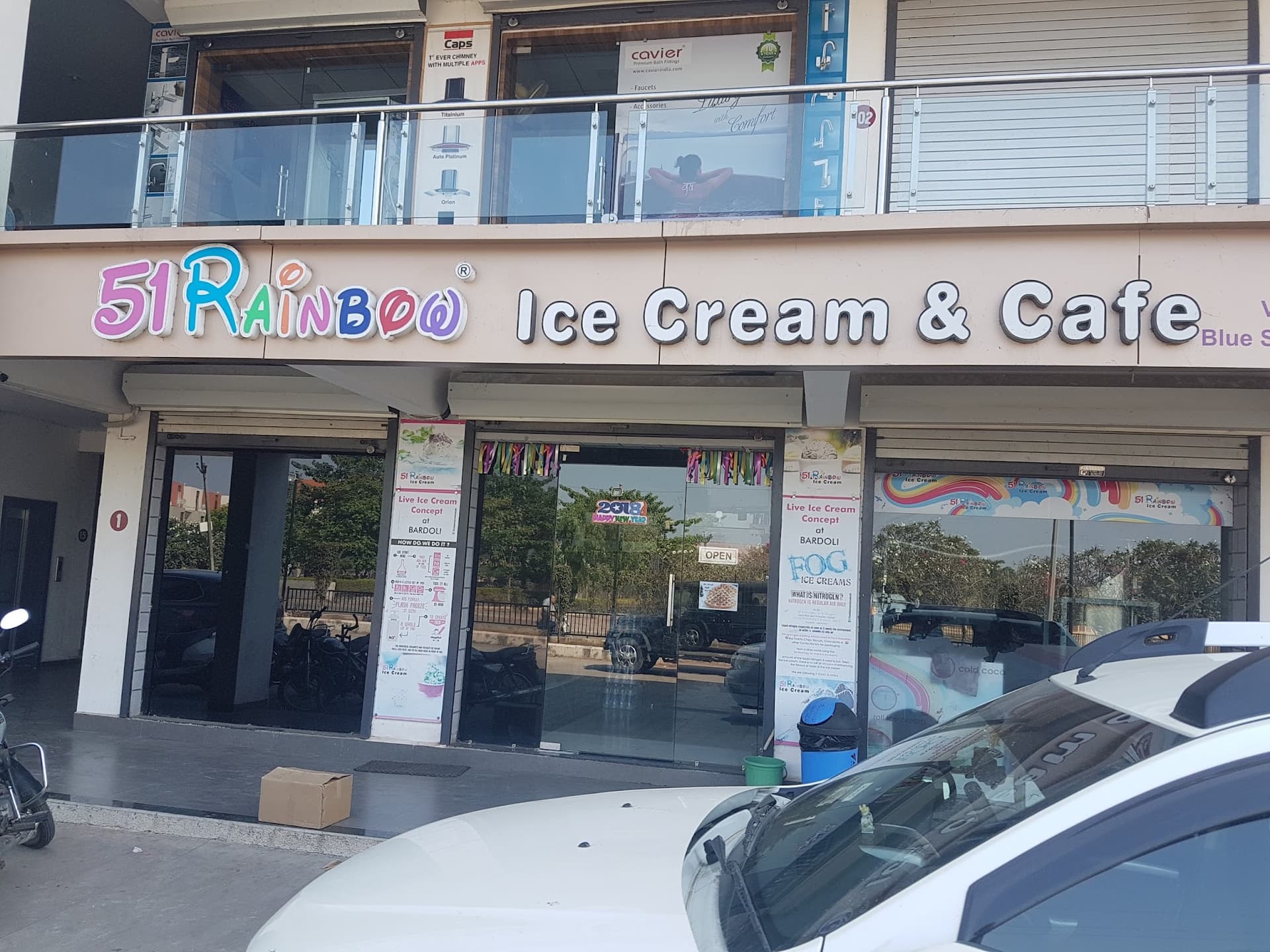 51 rainbow ice cream & Cafe