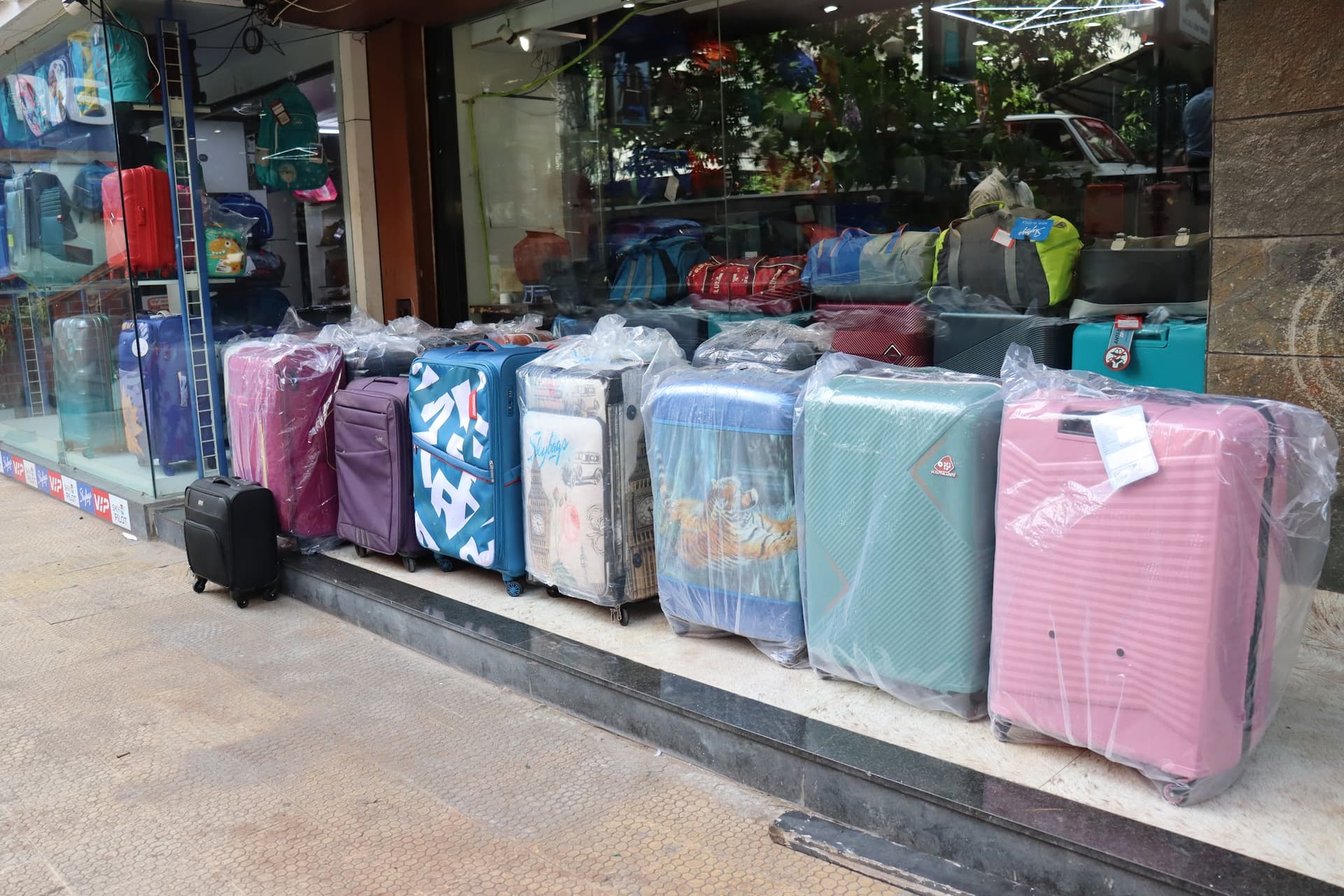 A ONE BAGS