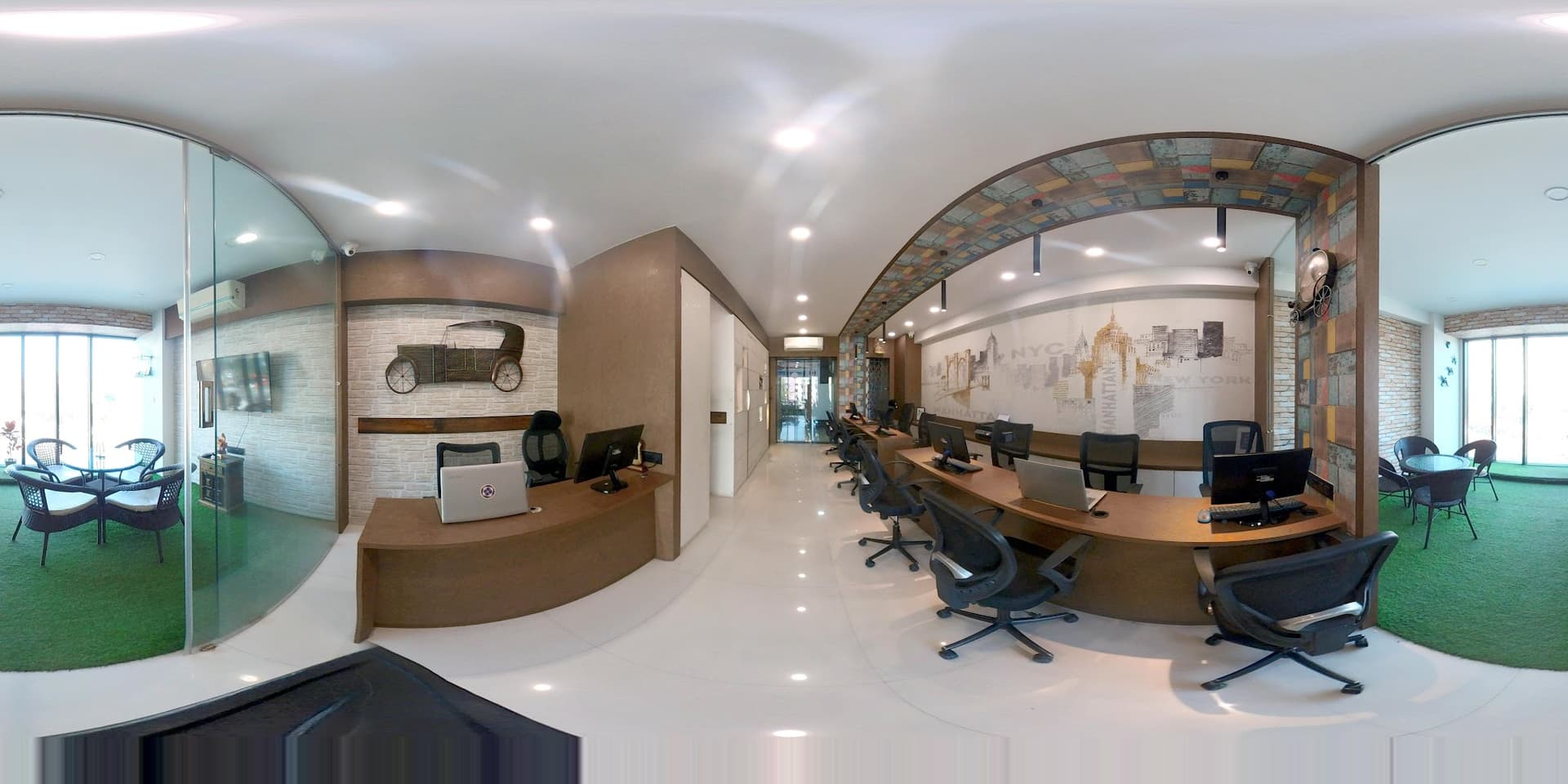 AaiFly Travel Hub