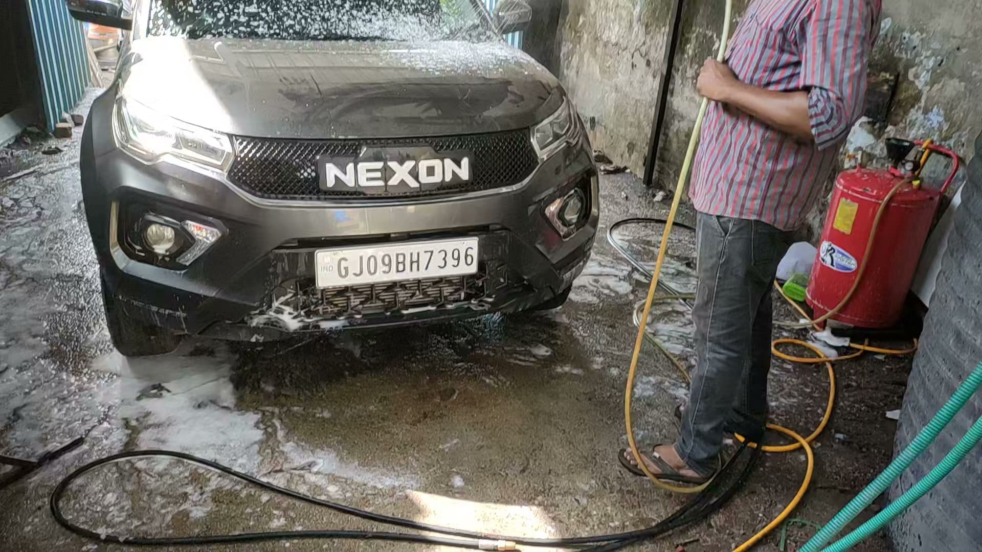 Aanaya Washing Center
