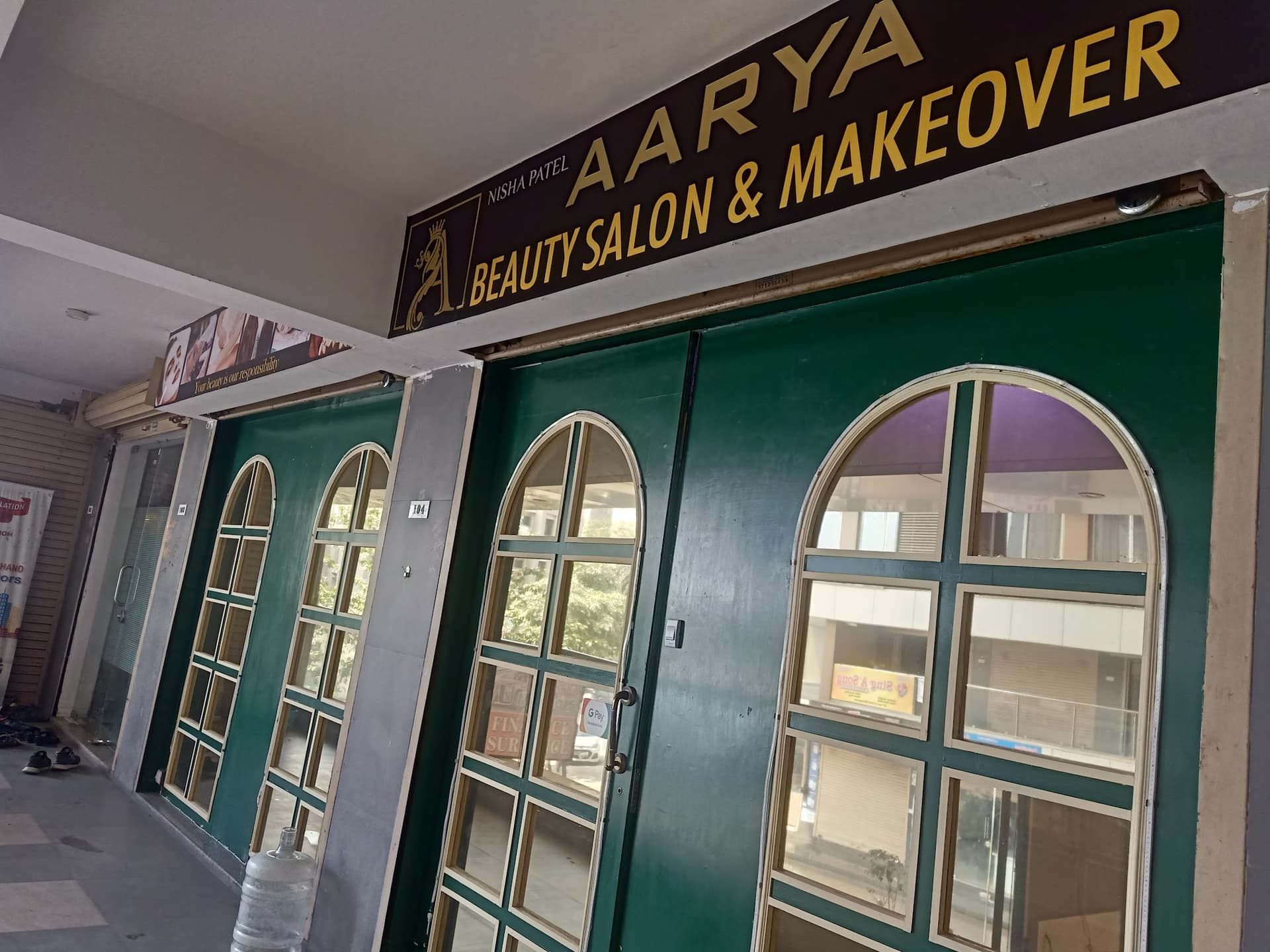 Aarya Beauty Salon & Makeover...... Best ladies Salon & Makeover in Vesu