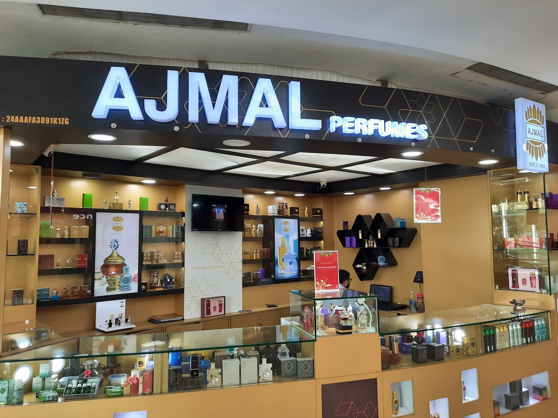 Ajmal Perfumes - Exclusive Stores