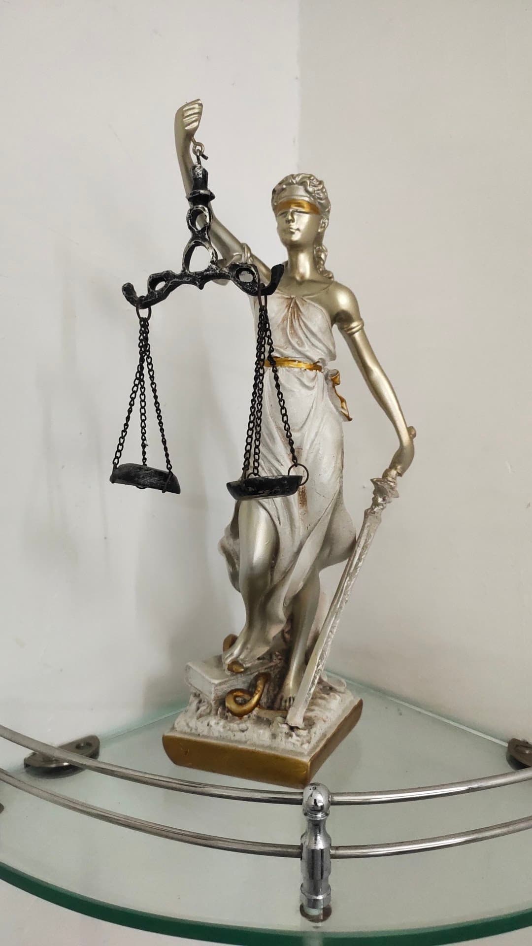 ARJ ASSOCIATES ADVOCATE AND ATTORNEY