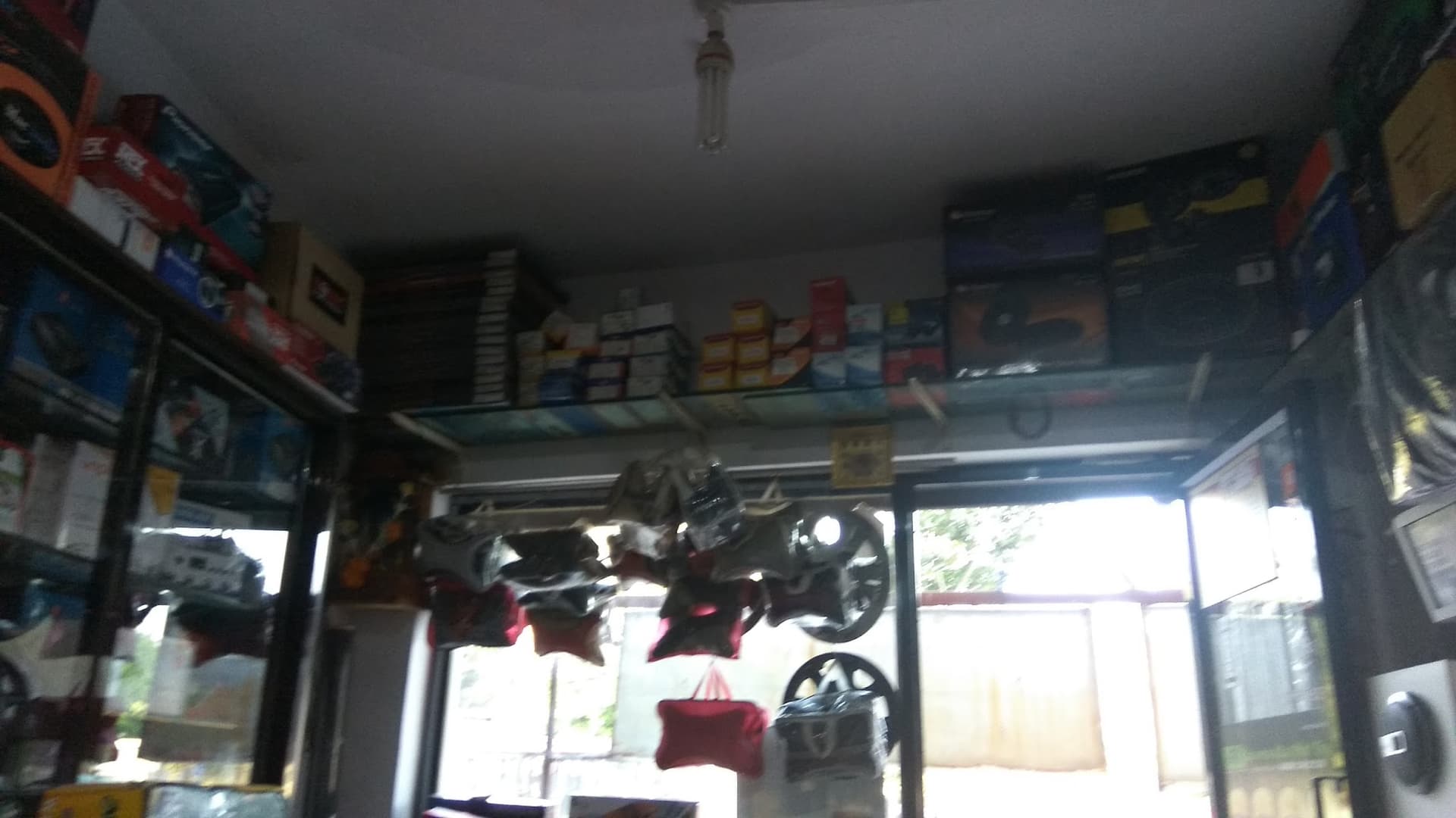 Avadh Car Decor