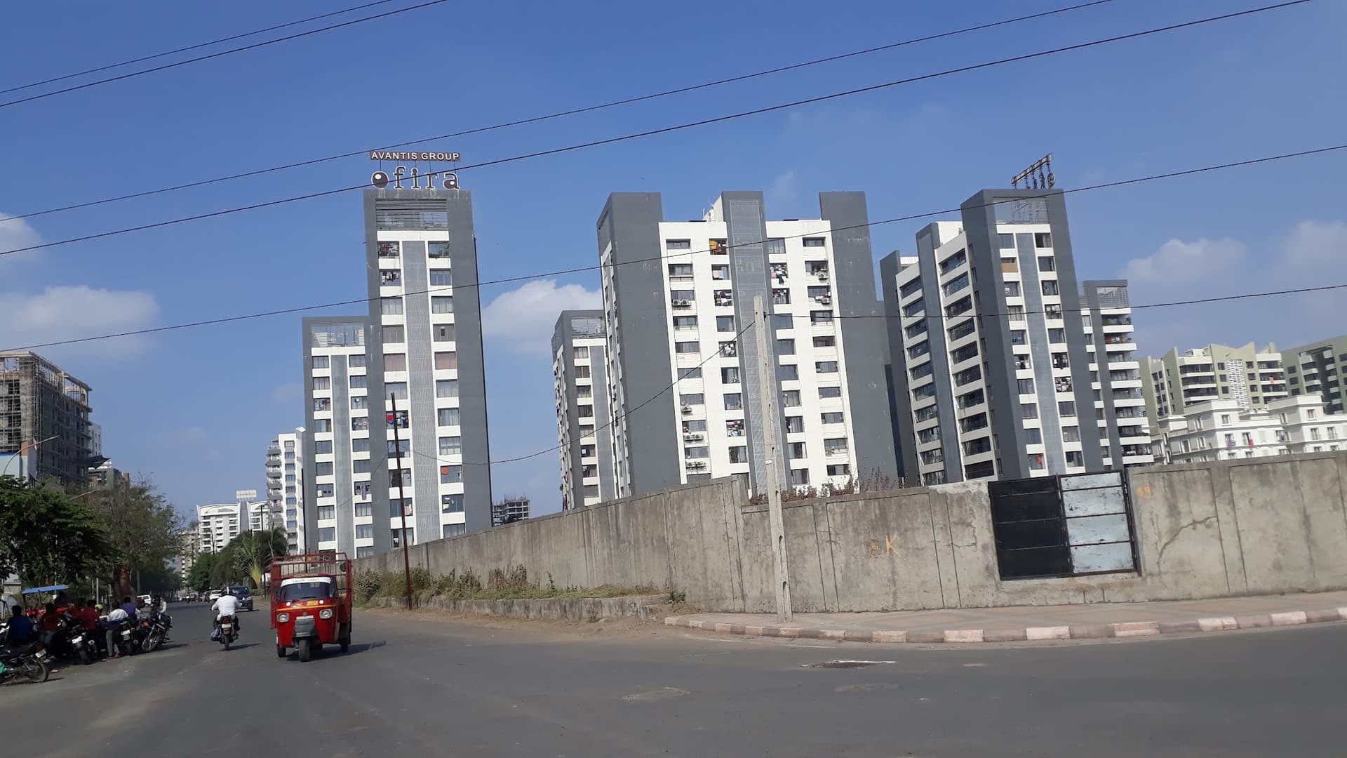 AVANTIS GROUP OFIRA