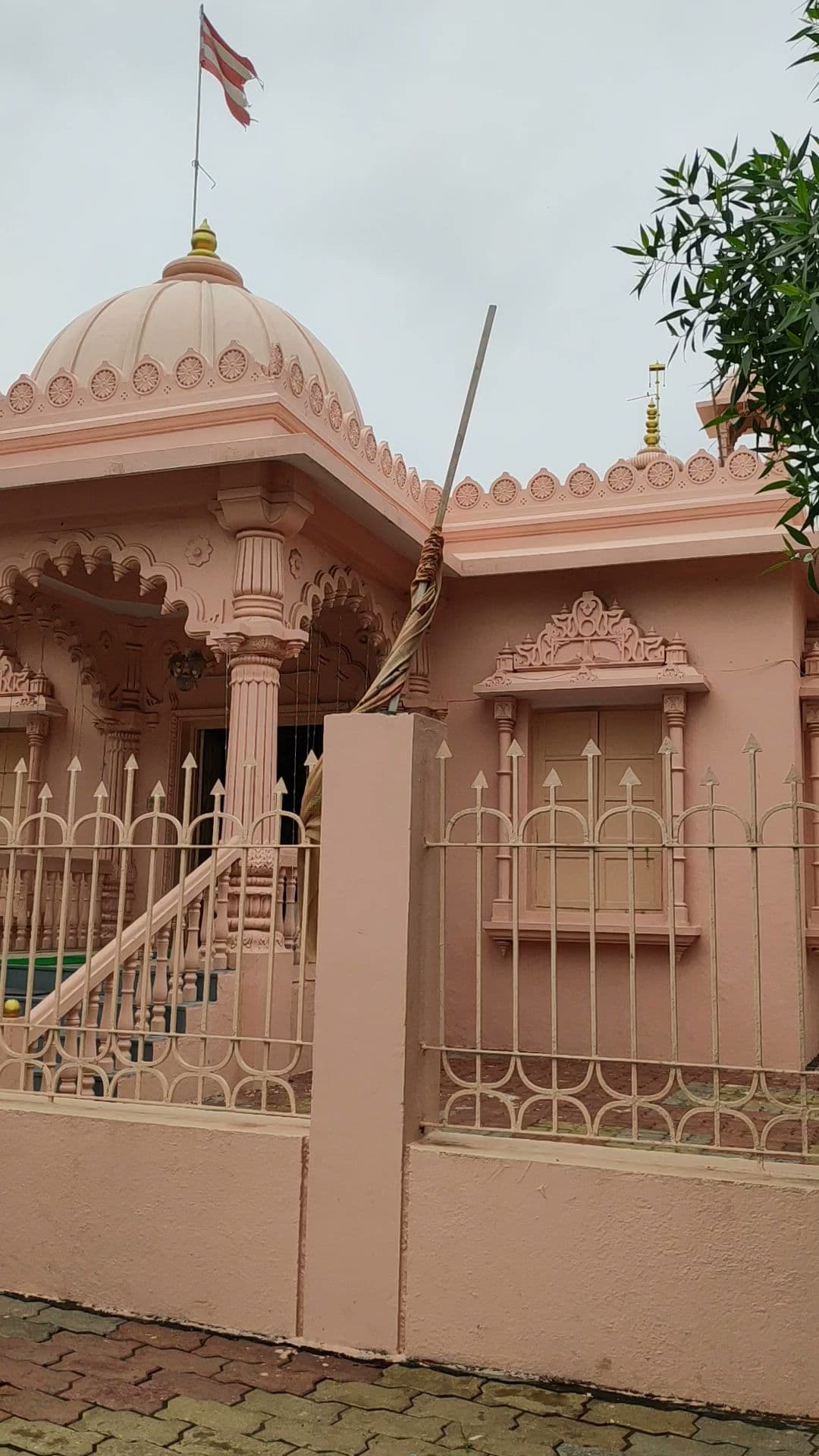 BAPS Shree Swaminarayan Mandir