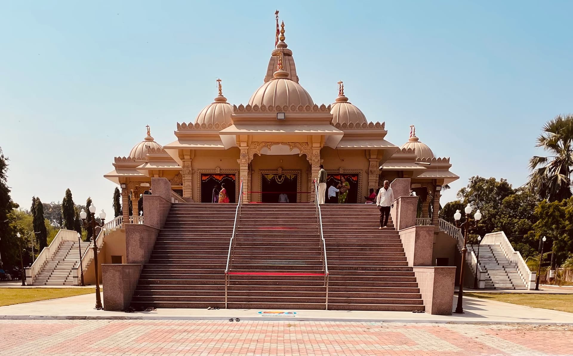 BAPS Shri Swaminarayan Mandir
