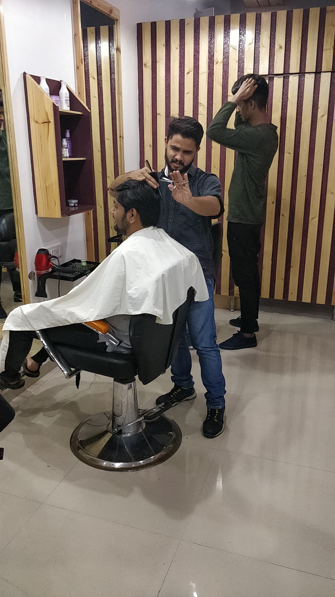 Bhavesh Unisex Salon
