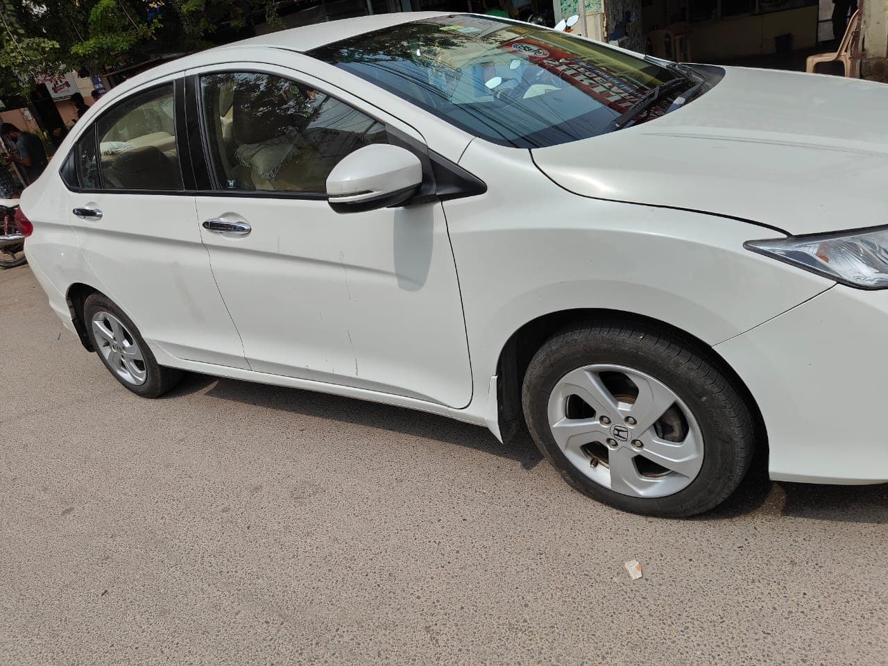 Car Detailing & Insurance Hub In Surat