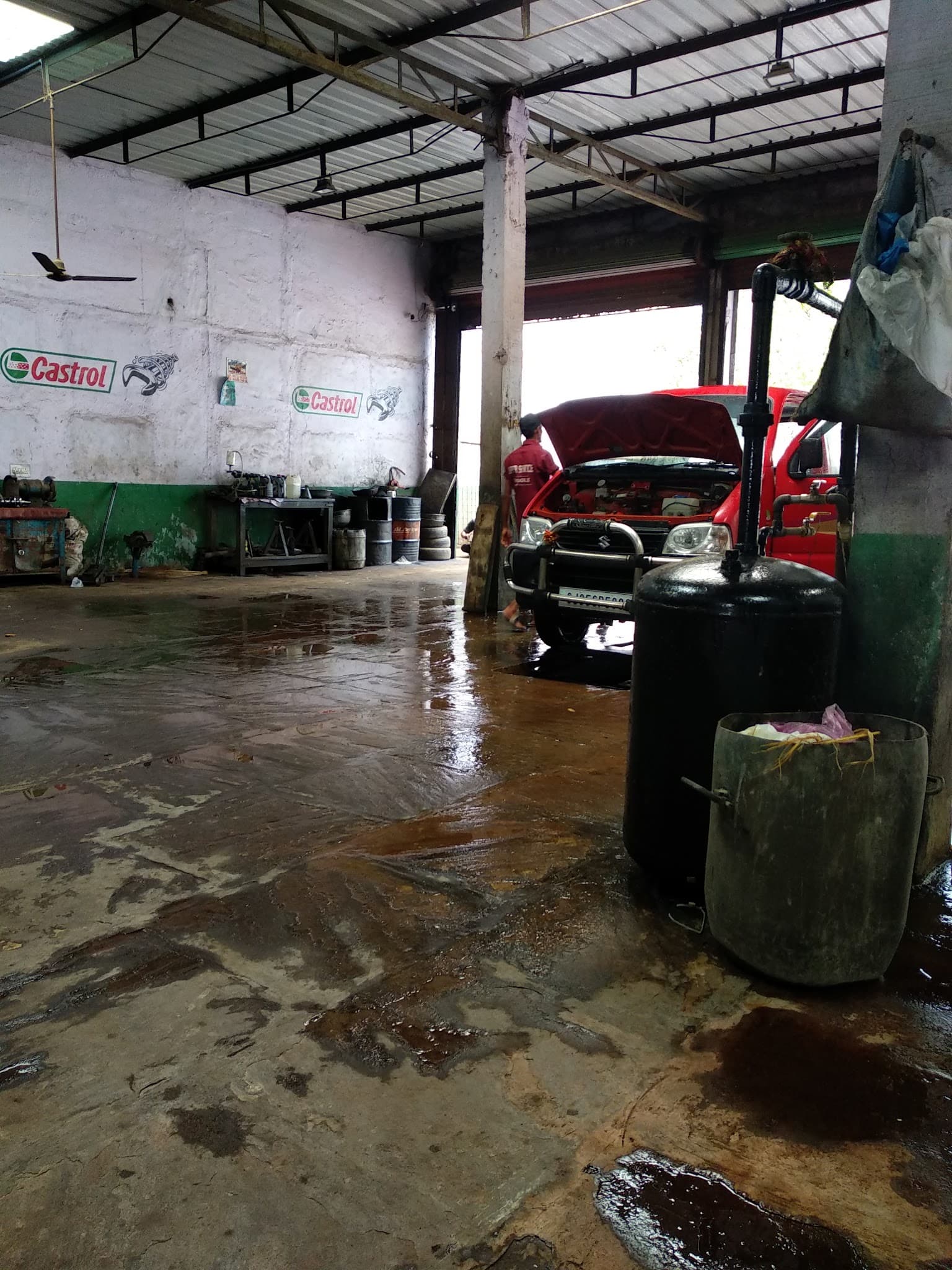 Castrol Service - Shree Ram Auto Garage Ccc