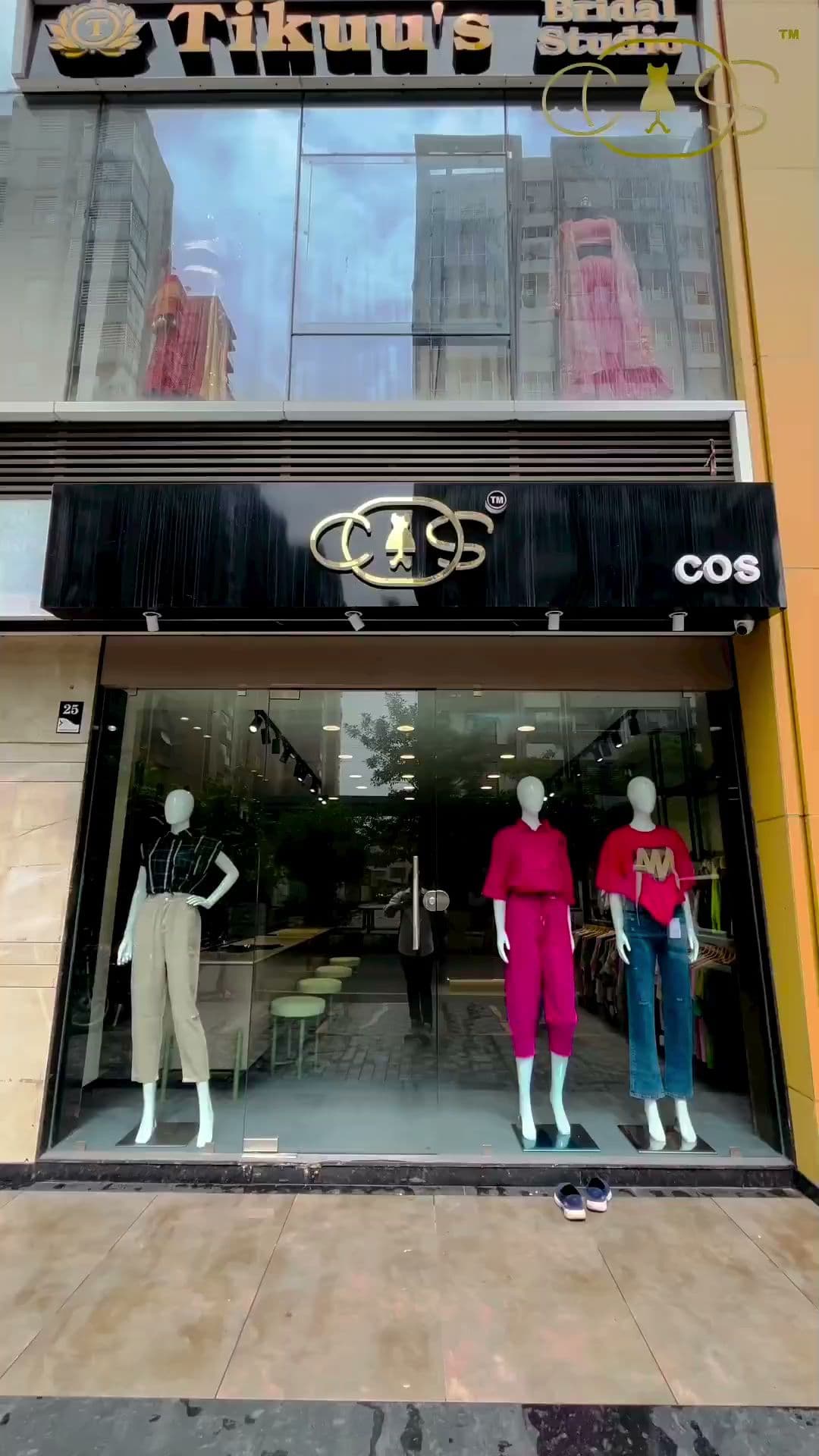 COS_GIRLS_WEAR ®