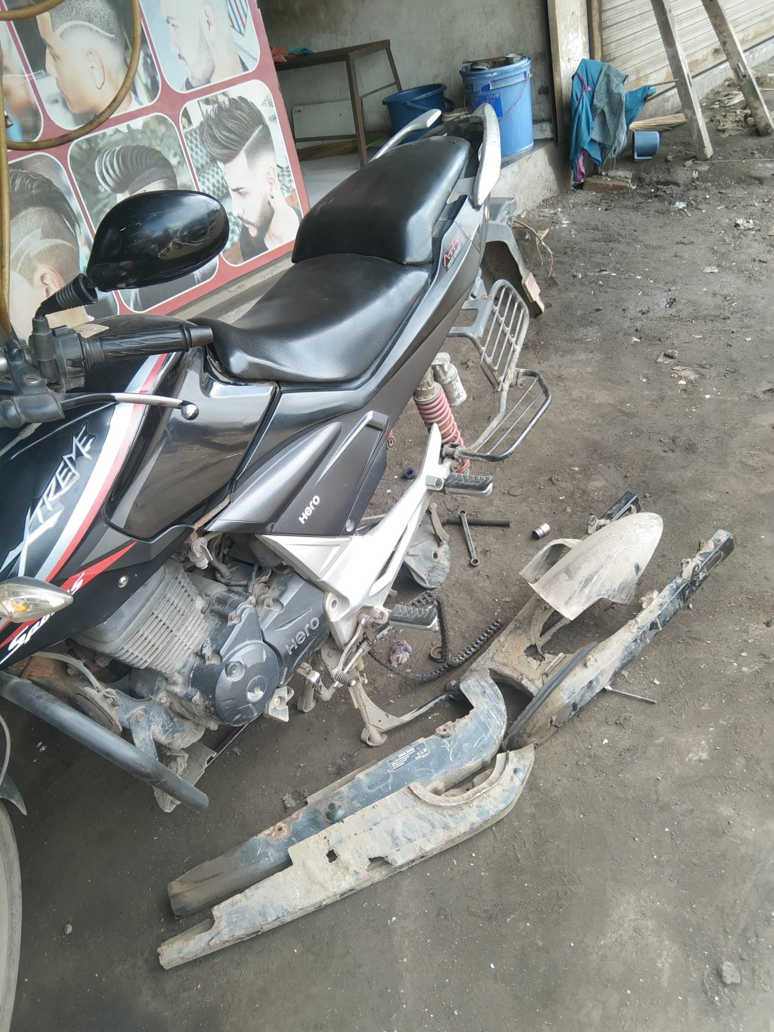 Deepak Auto garage
