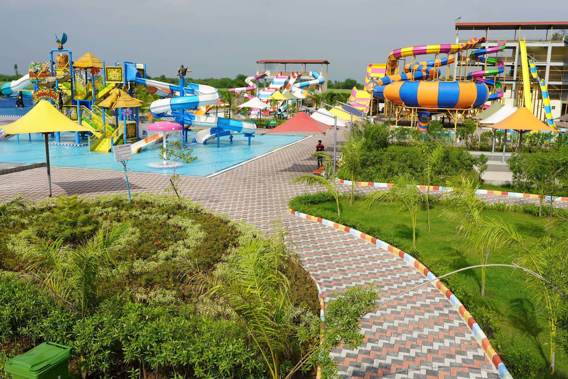 Diamond City waterpark