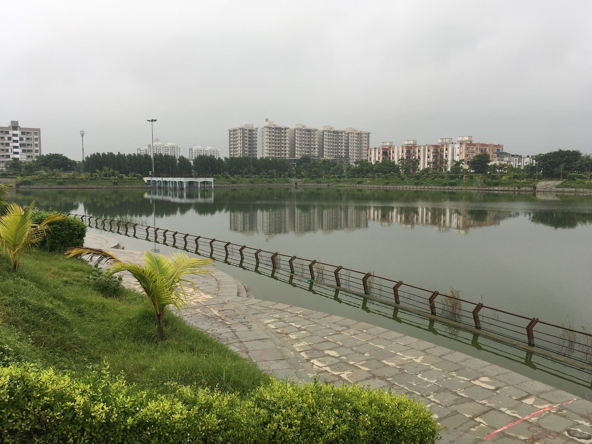 Dindoli Lake Garden