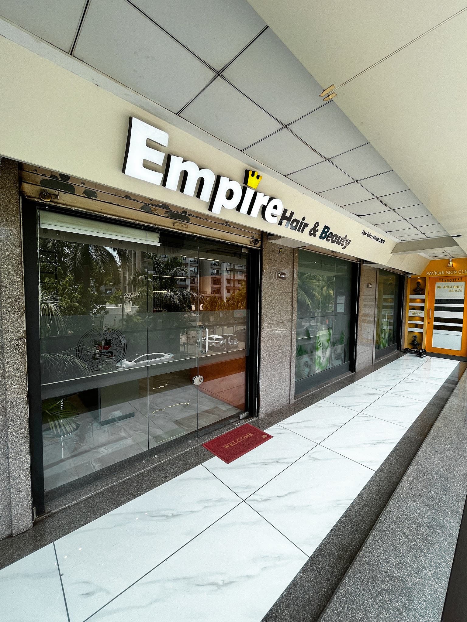 Empire Salon