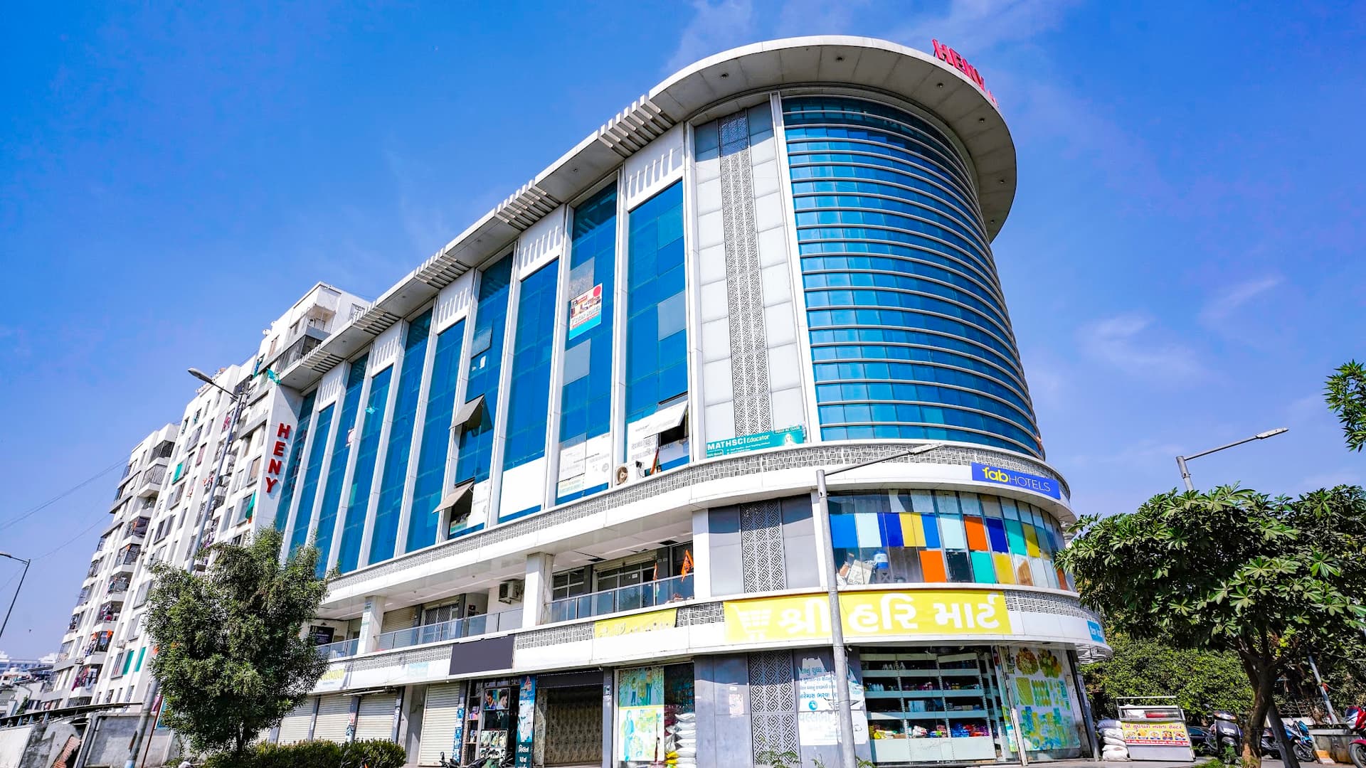 FabHotel 7 Star