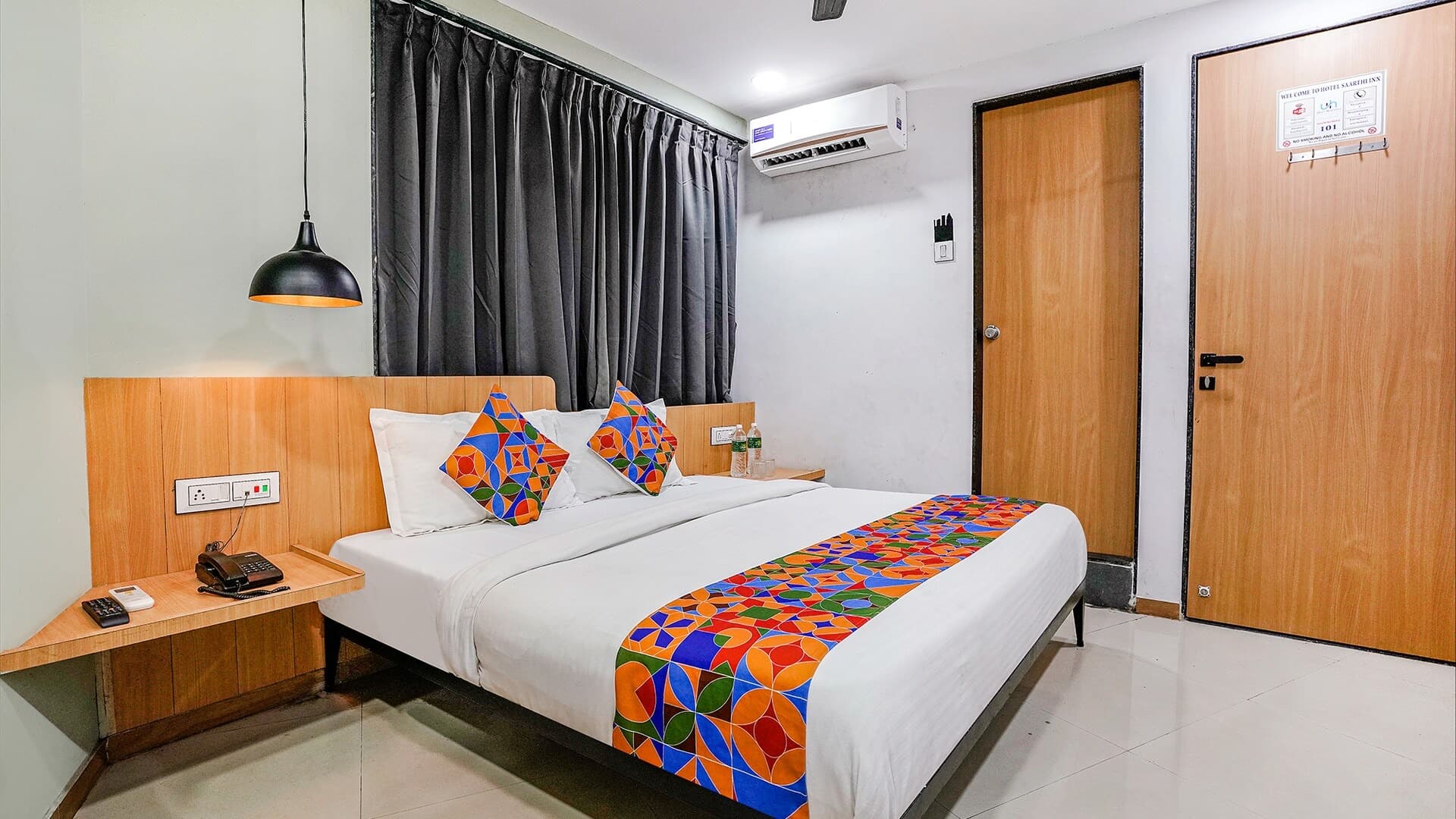 FabHotel Saarthi Inn - Hotel in Kumbharia Gam