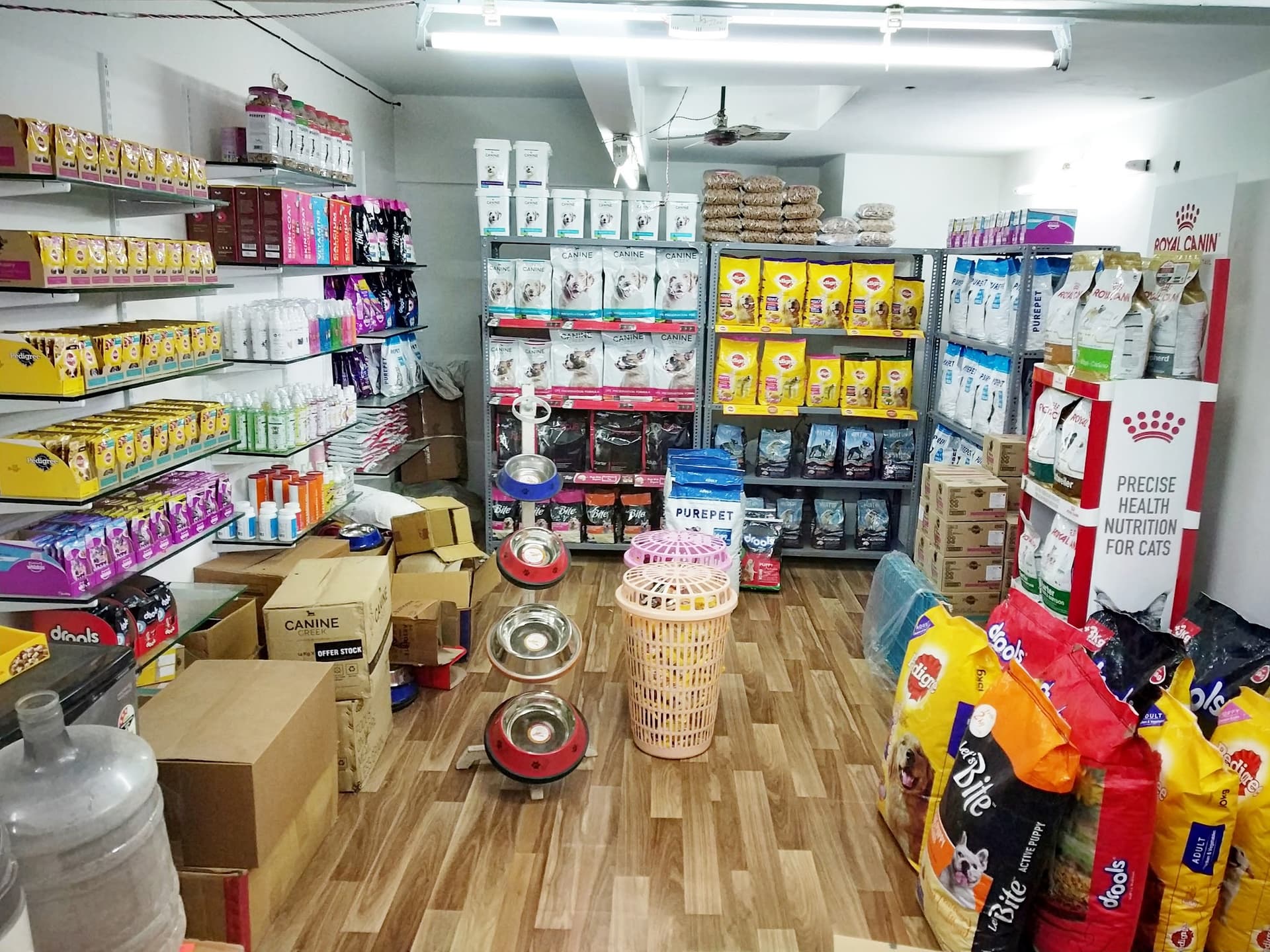 Firstdog Pet Shop