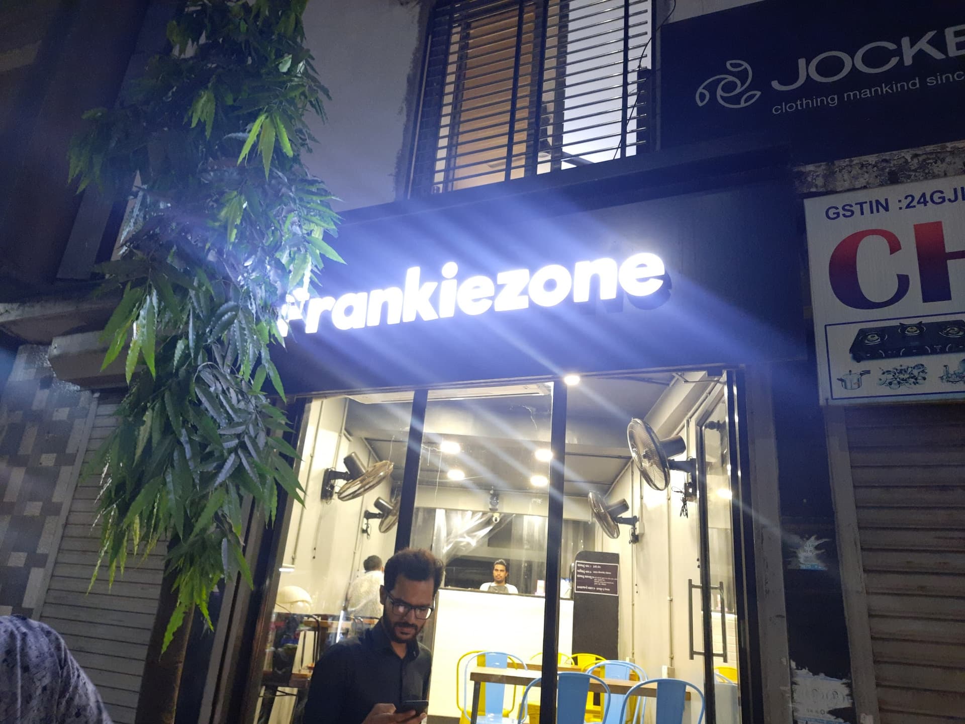 Frankie Zone