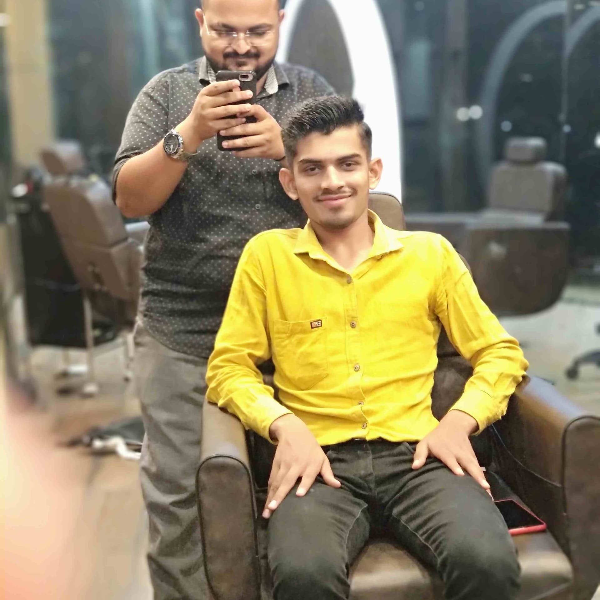 Gentleman Saloon
