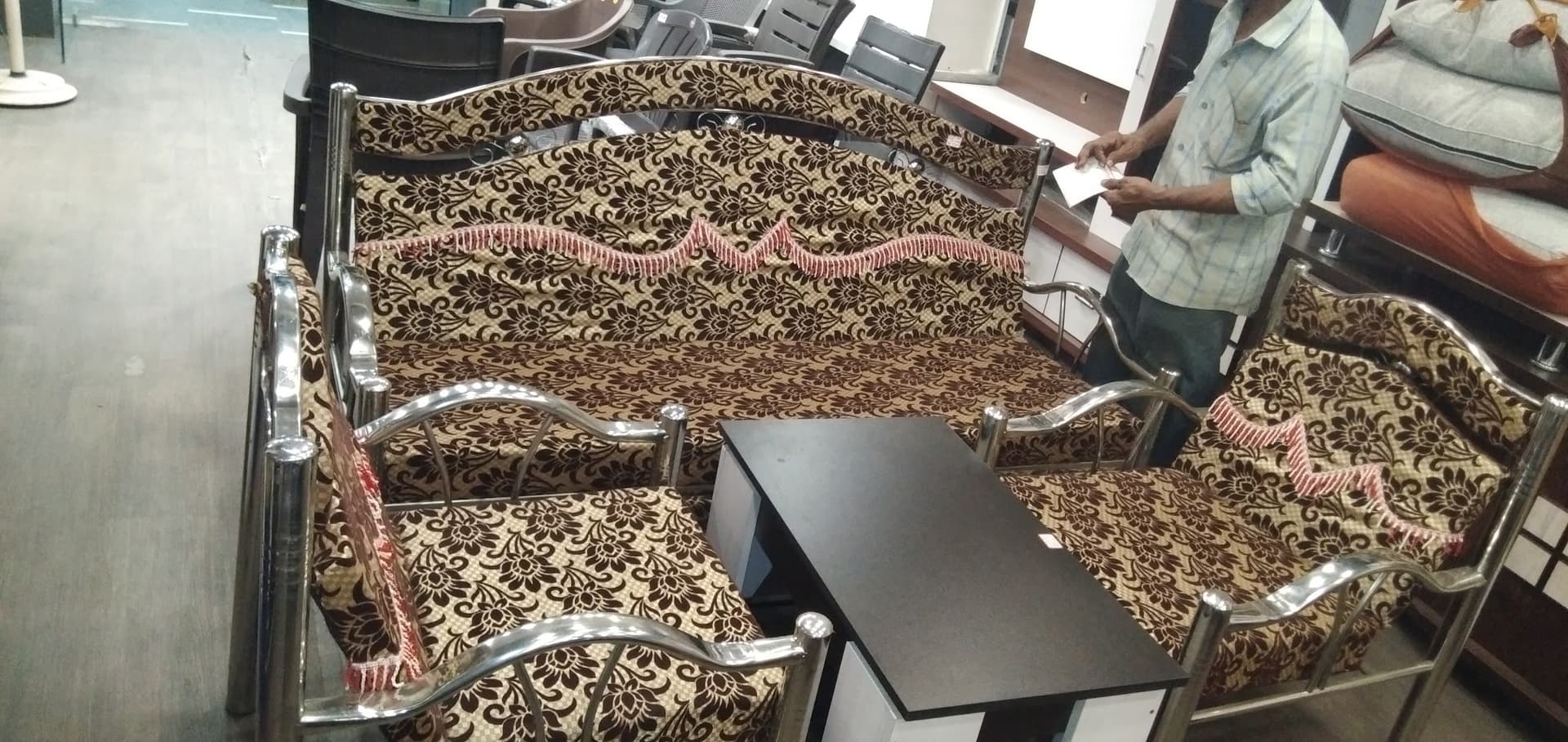 Giriraj Furniture