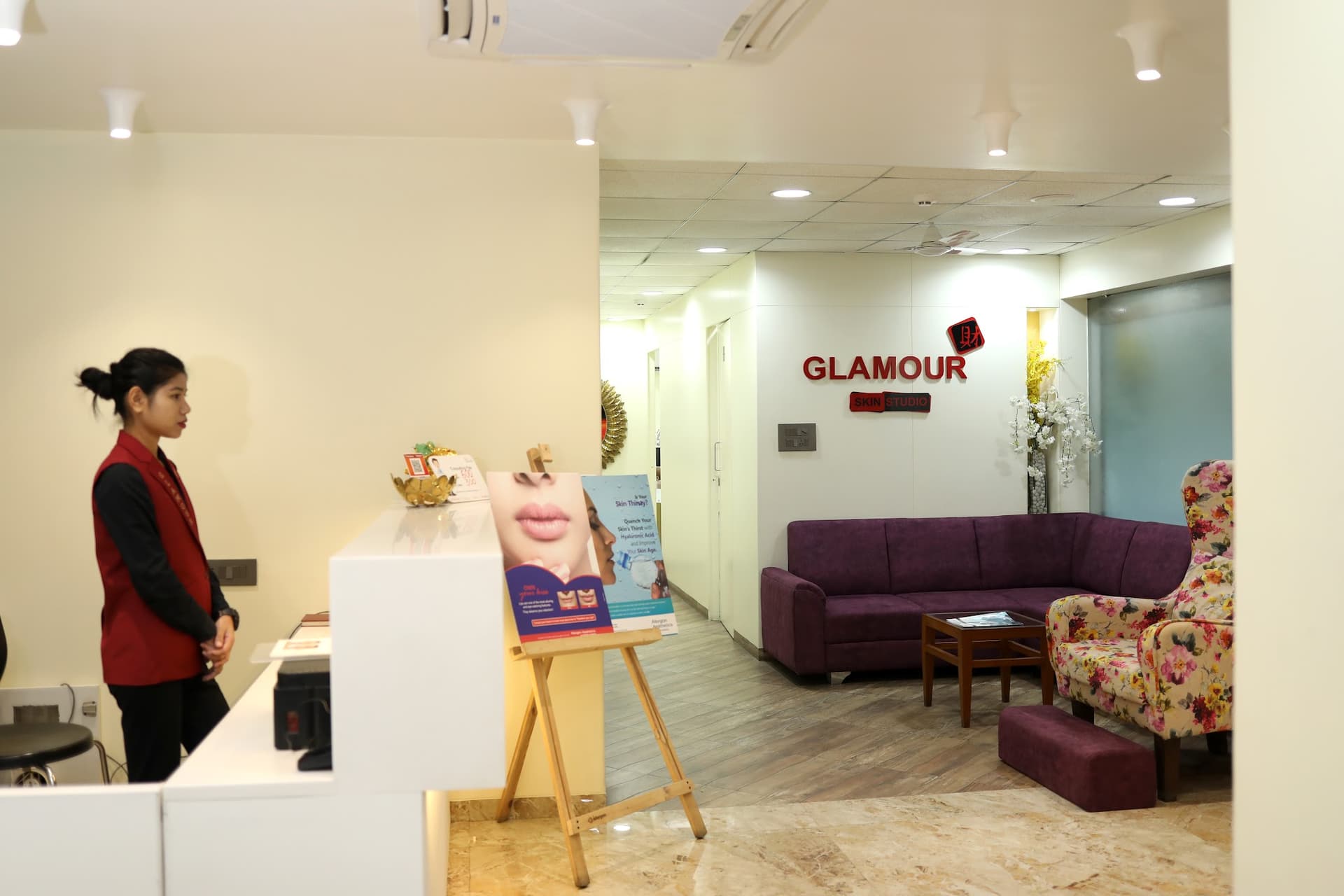 Glamour Skin Studio Clinic Surat - Best Skin and Hair Clinic Surat