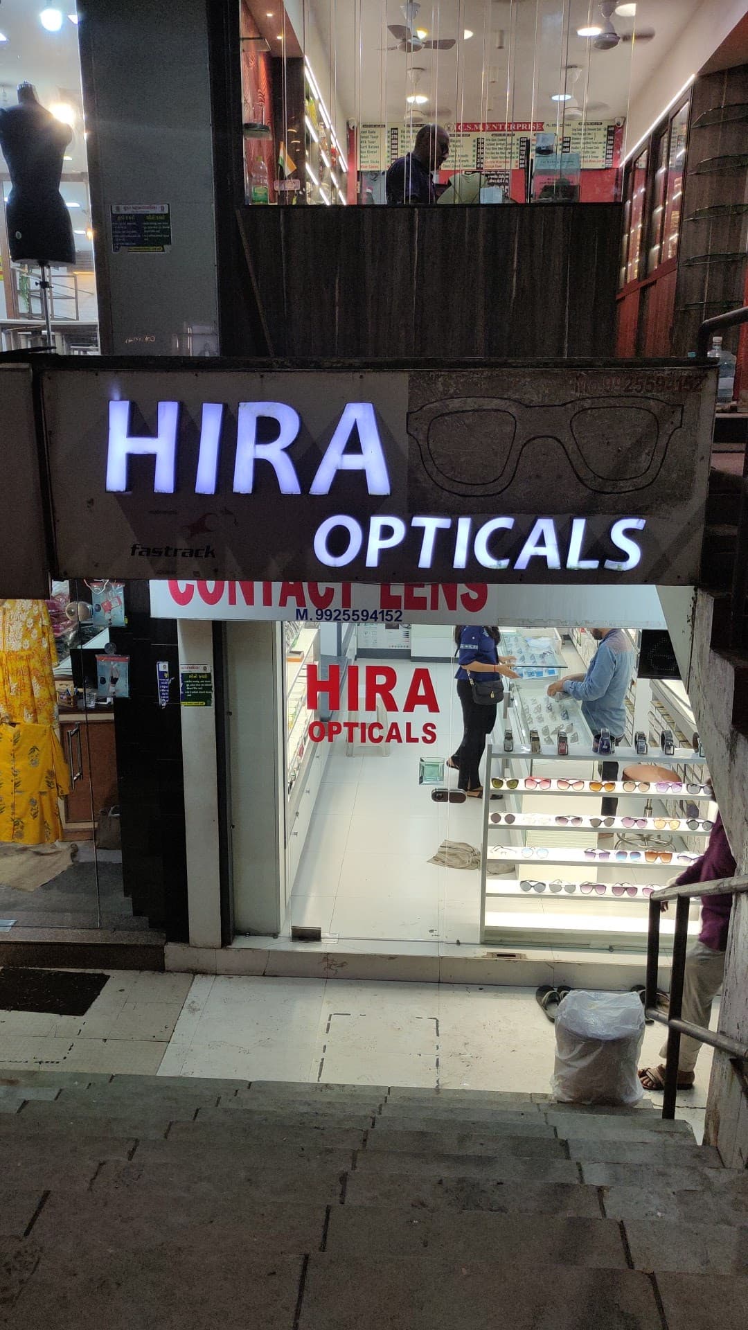 Hira Opticals