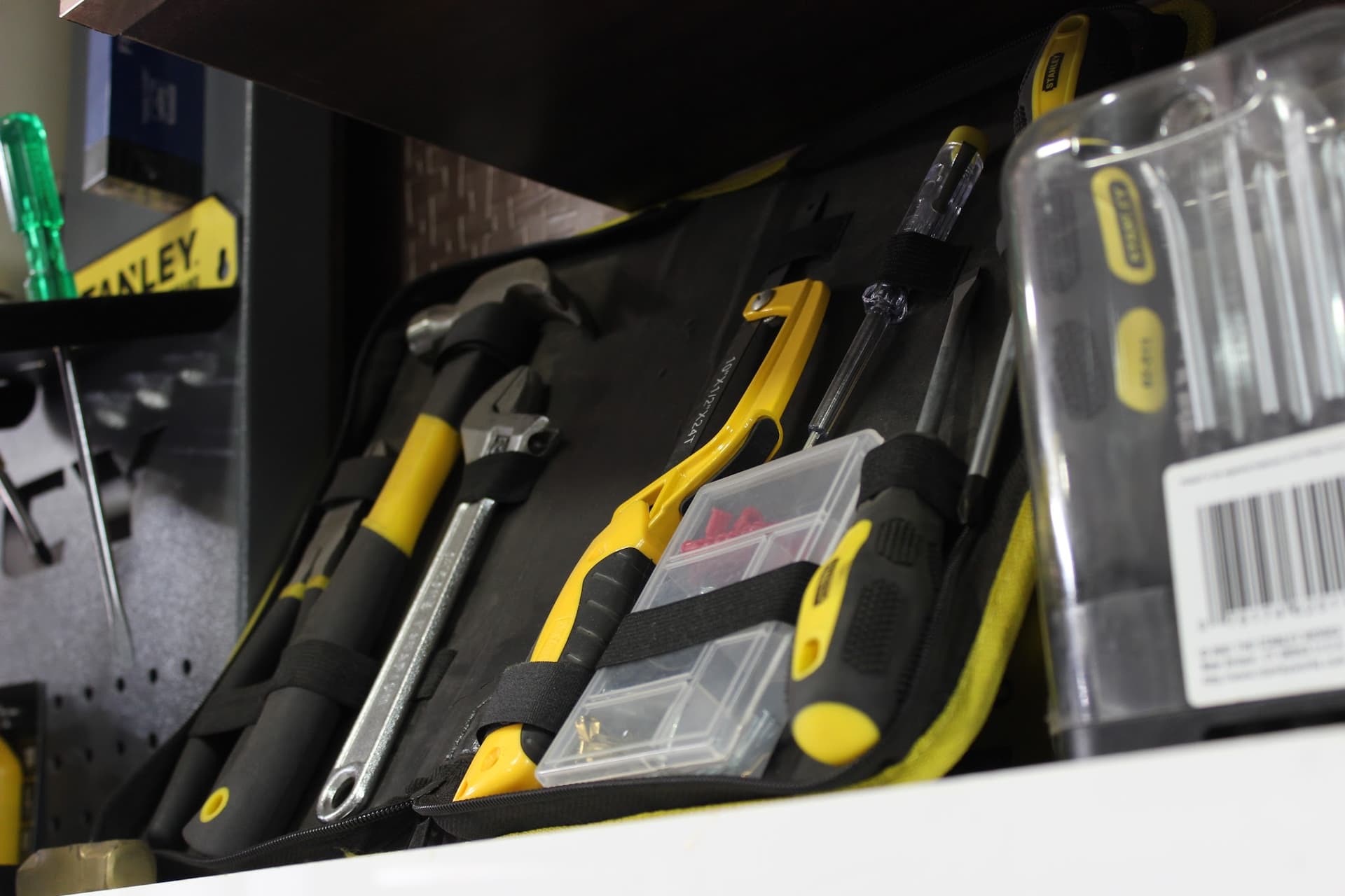 HJ Enterprise - Hand Tools Garage Tools  Power Tools  Industrial Tools Equipment in Gujarat
