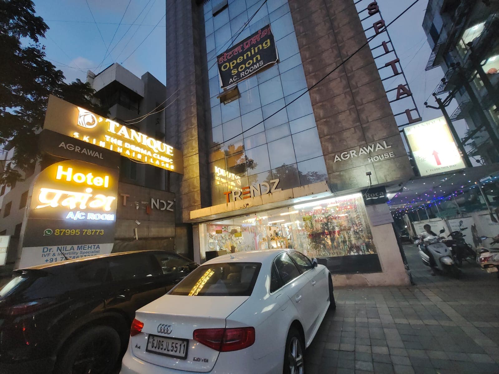 HOTEL PRASANG-BEST HOTEL IN ADAJAN SURAT