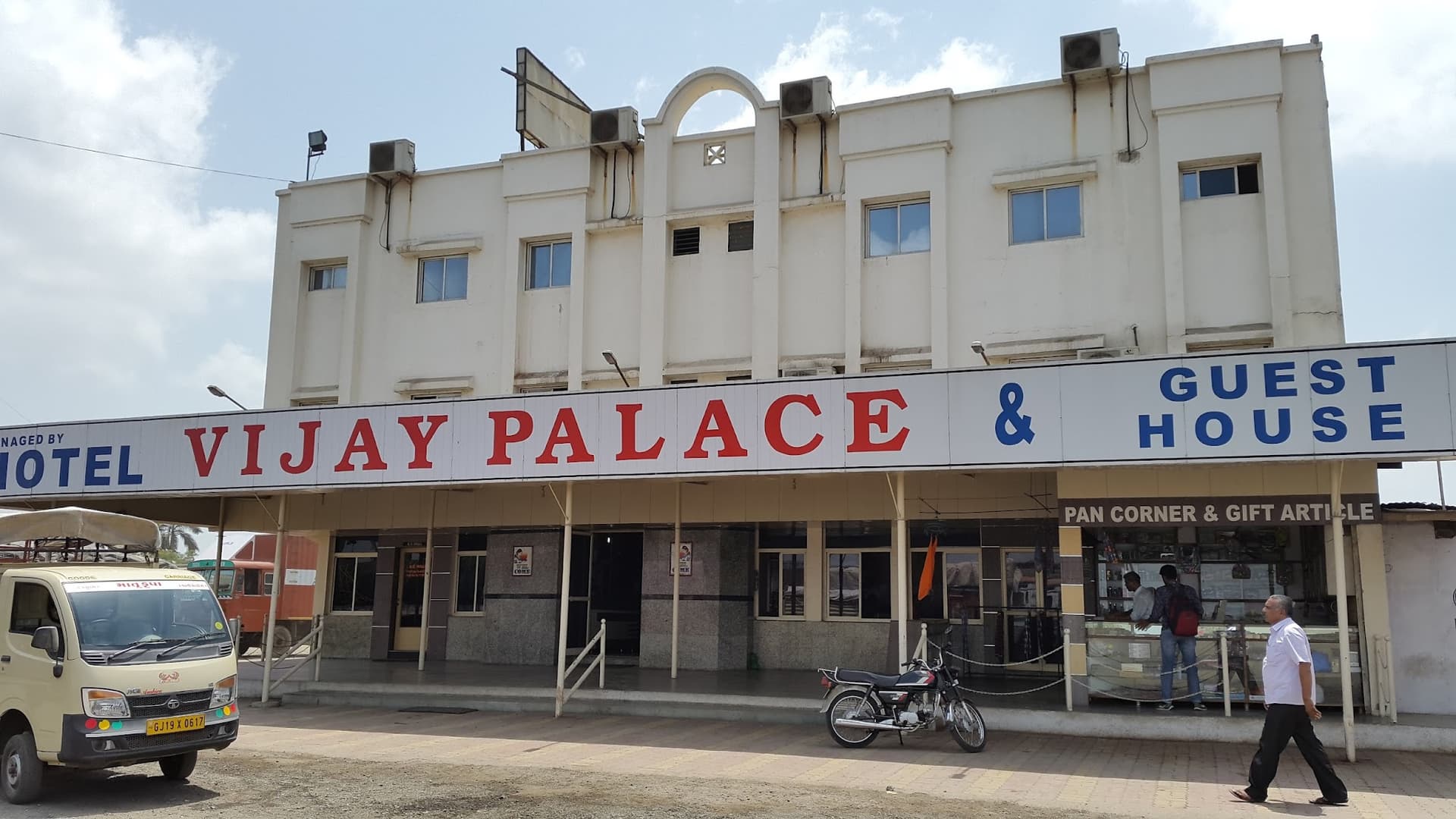 Hotel Vijay Palace