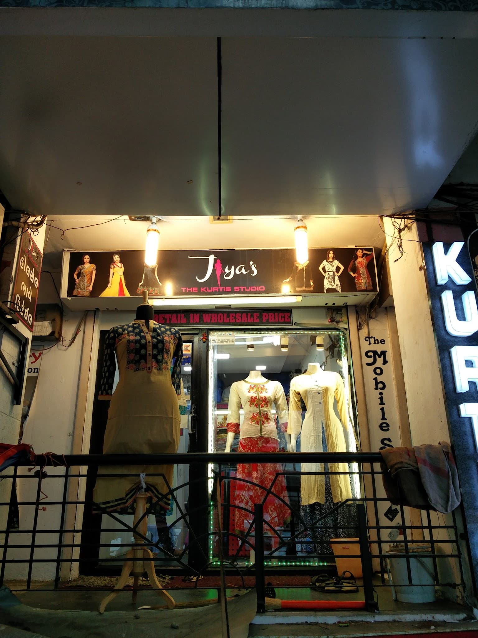 Jiya's The Kurtis Studio - Adajan
