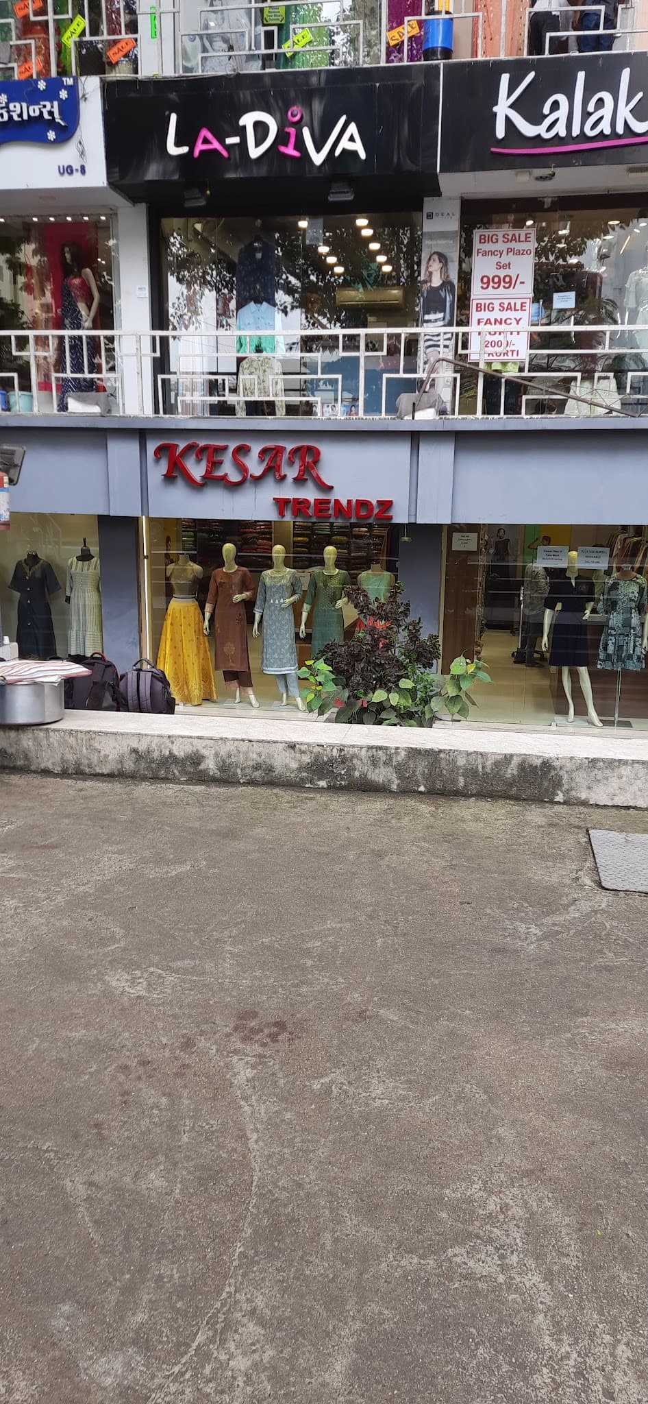 Kesar Trendz