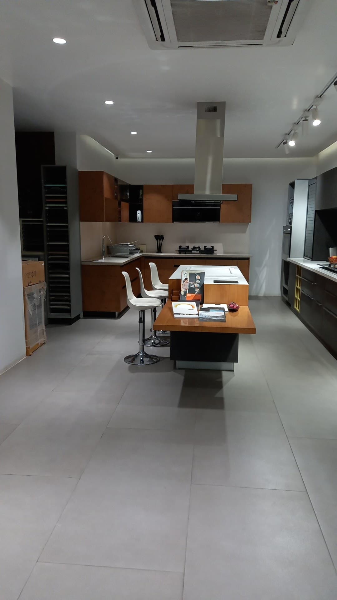 Kitchen Plus