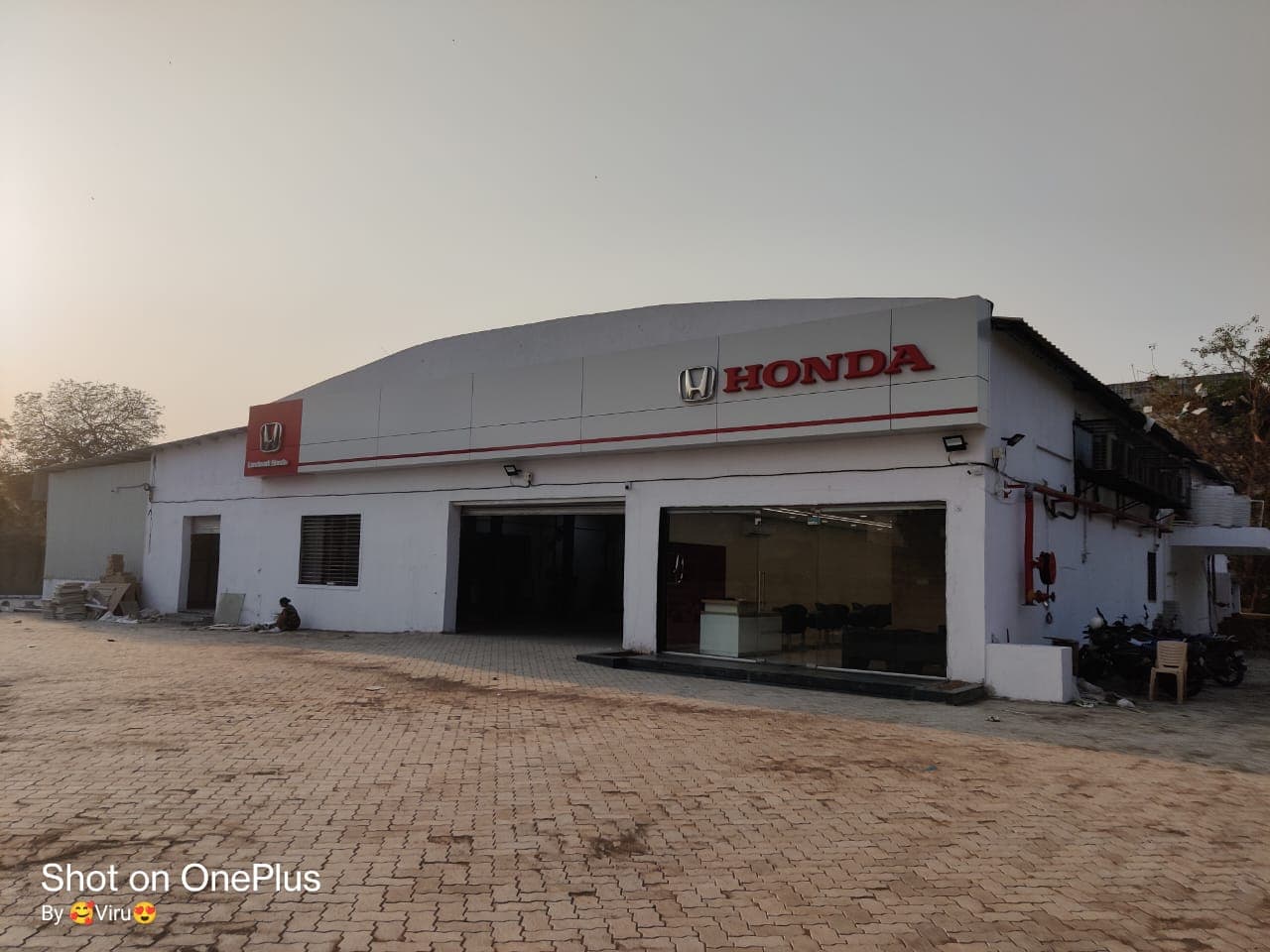 Landmark Honda Bodypaint Workshop