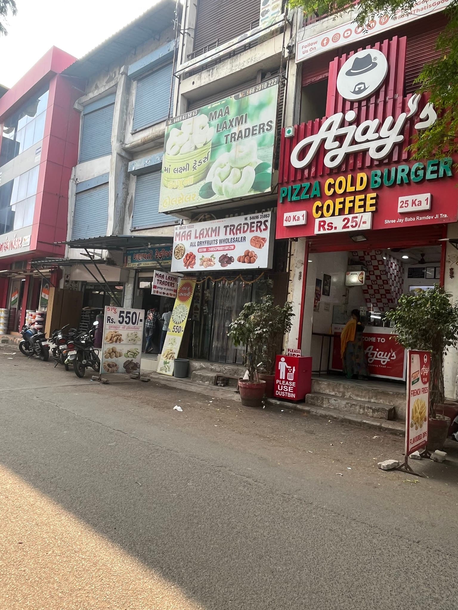 Maa laxmi Traders