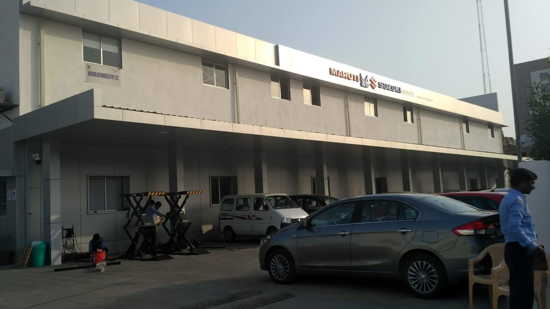 Maruti Suzuki Service Maruti Suzuki Service (Kataria Automobiles Vesu)