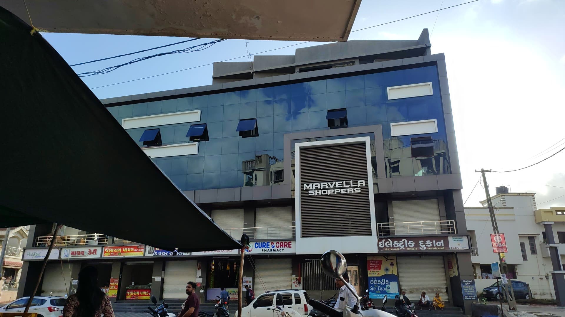 MARVELLA SHOPPERS