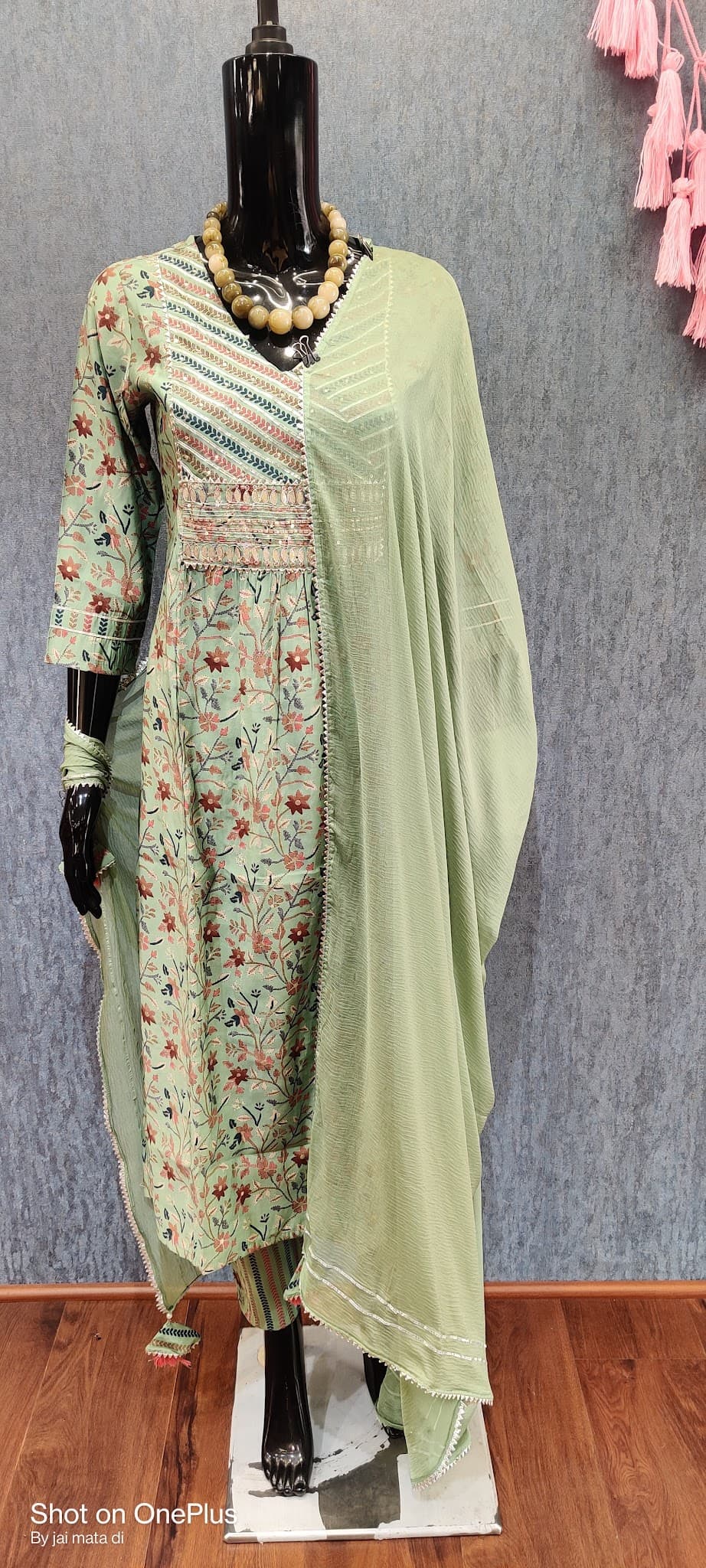 Meenu Boutique