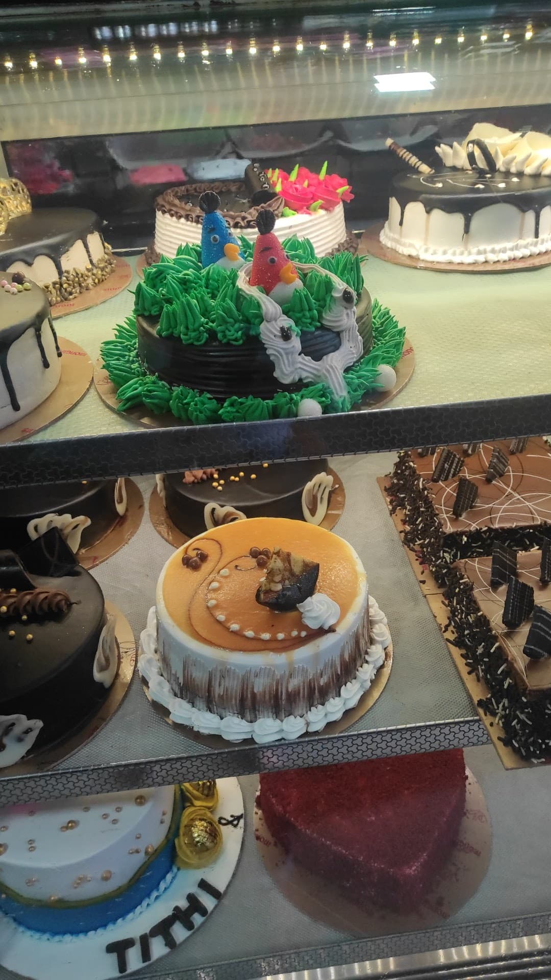 Monginis Cake Shop
