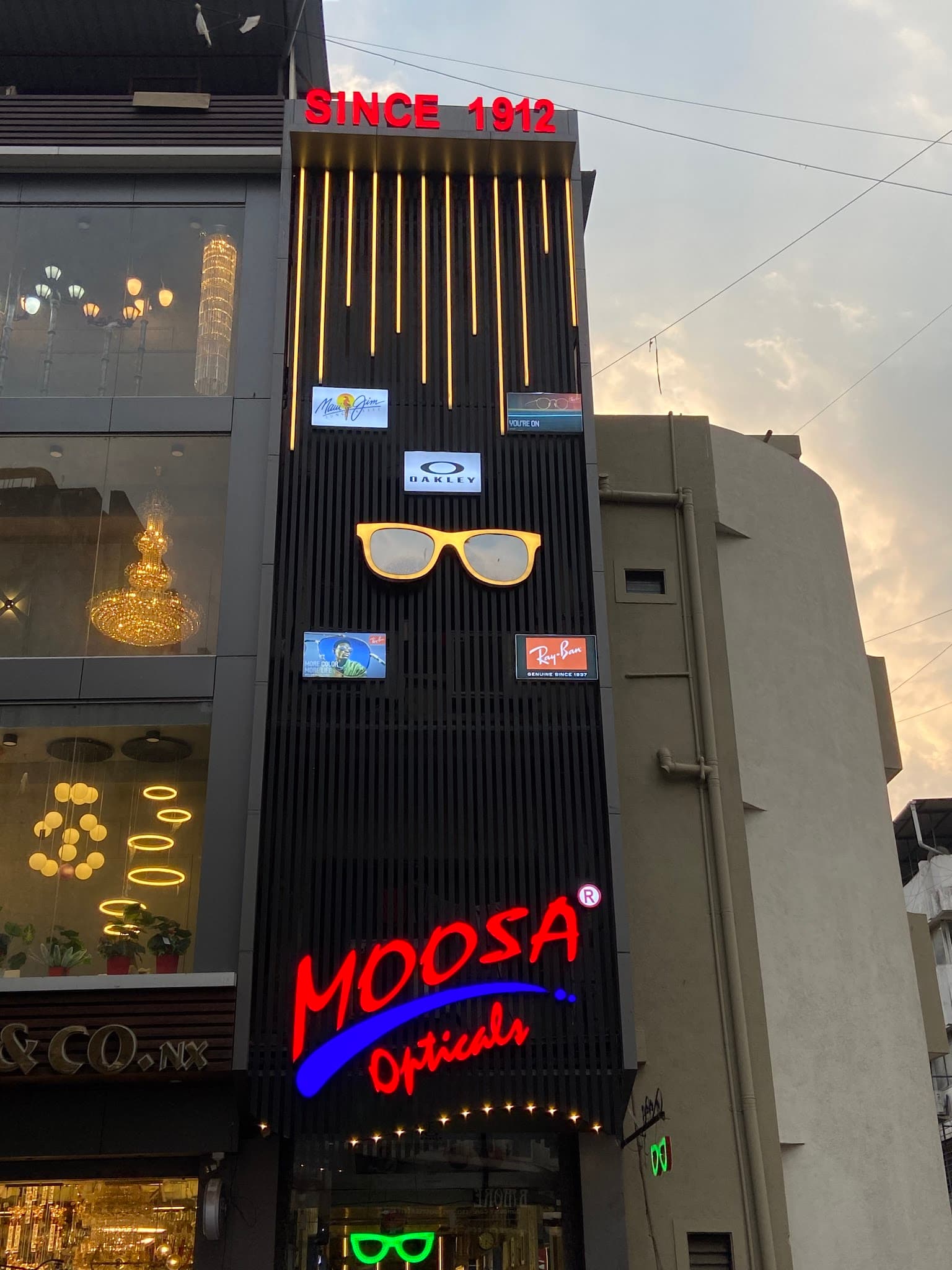 Moosa Opticals