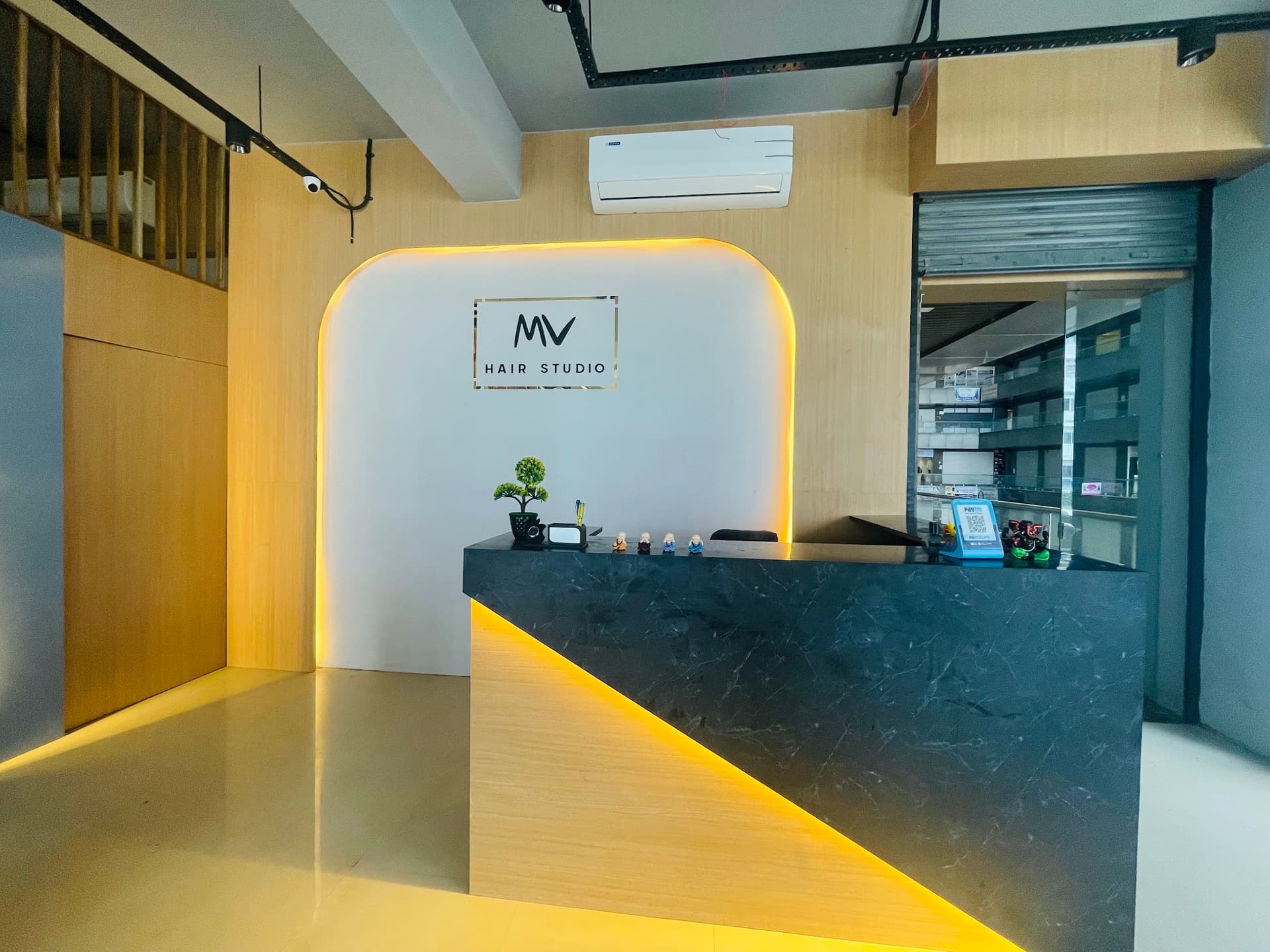 MV unisex salon