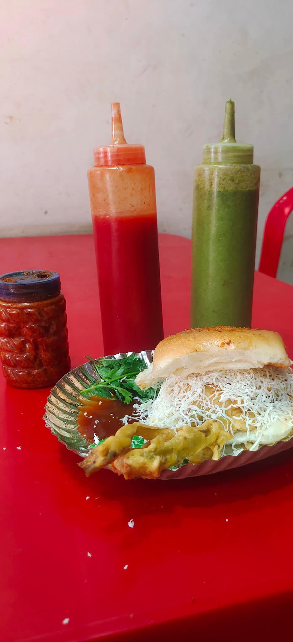 Natraj Wadapav & Snacks