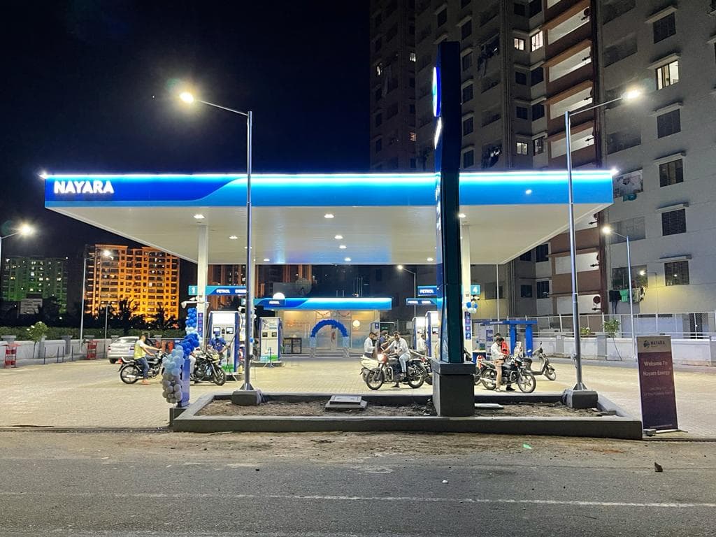Nayara Petrol Pump - Somiba Fuel
