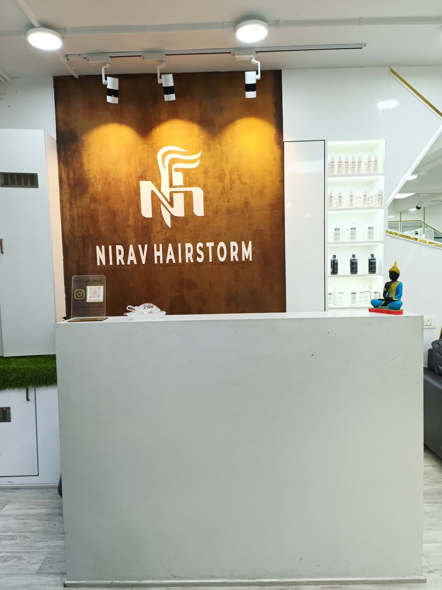 Nirav Hairstorm Citylight