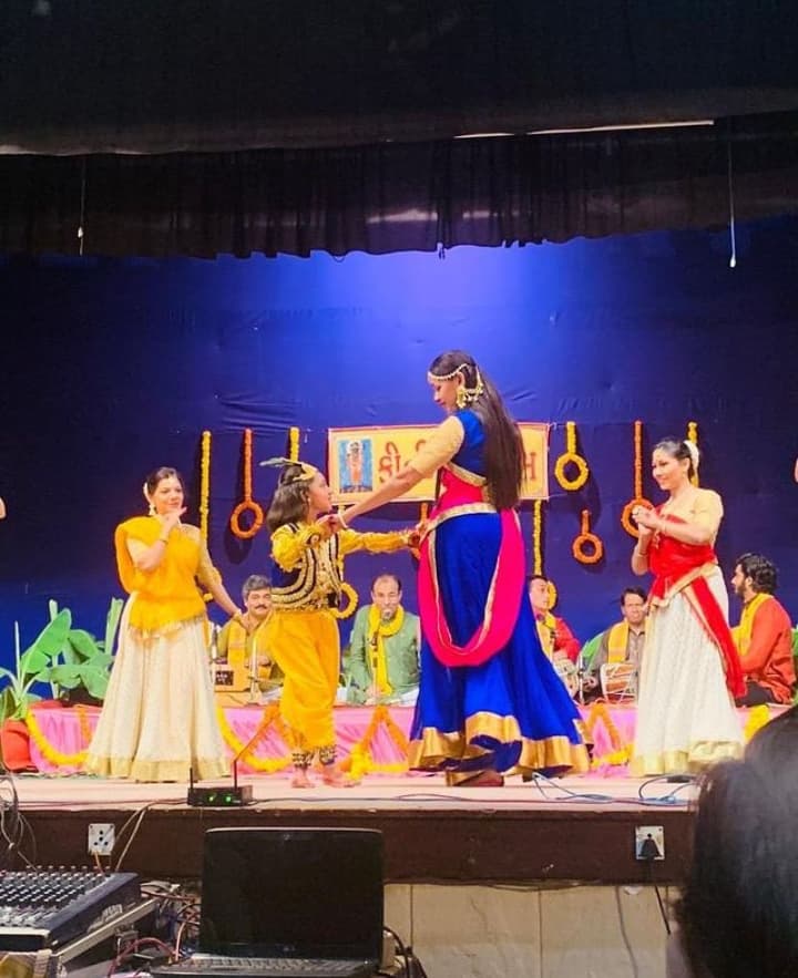 Pratibha Dance Academy Surat for kathak and folk dances of India.
