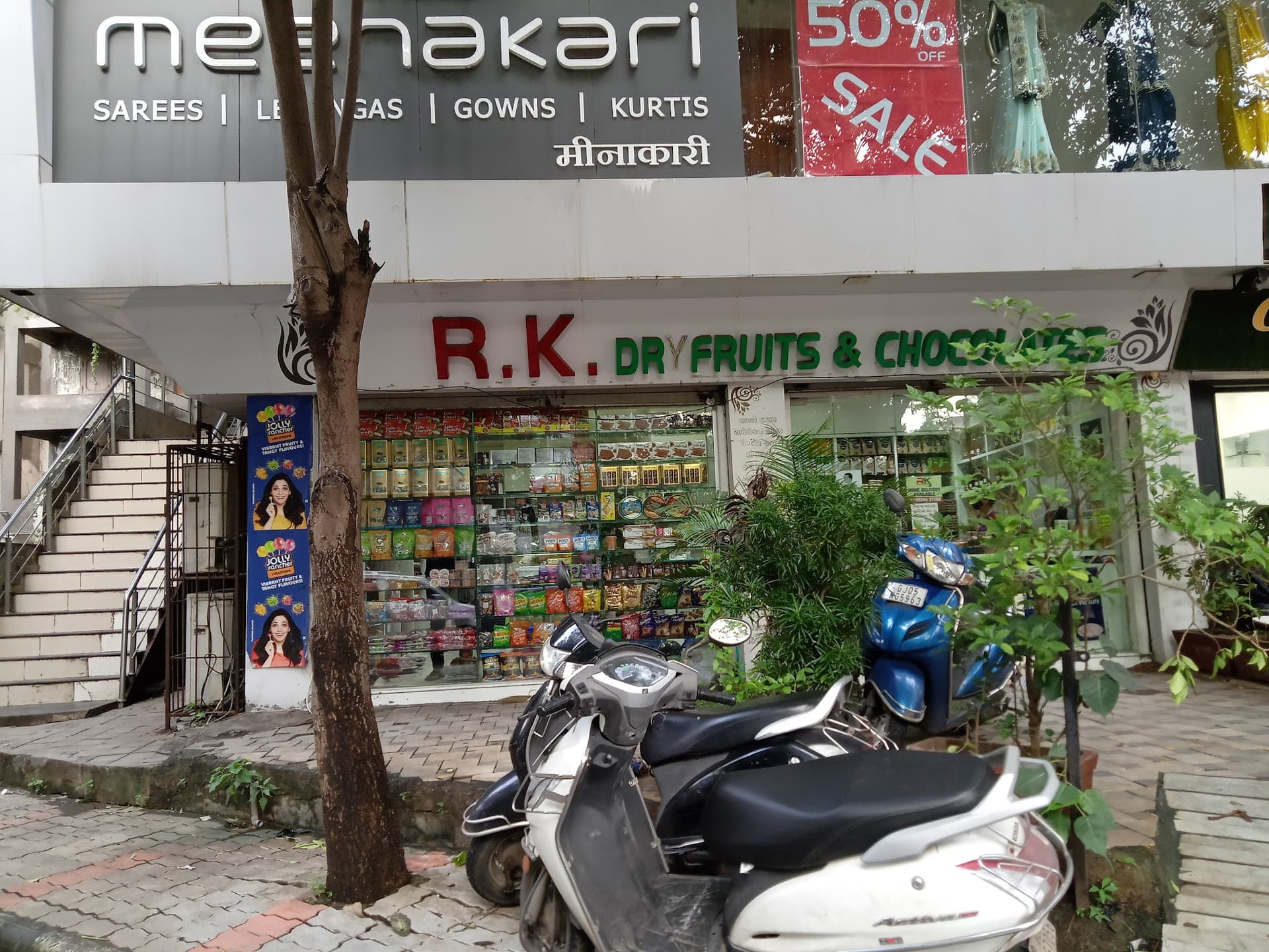 R K Dry Fruits and Chocolates