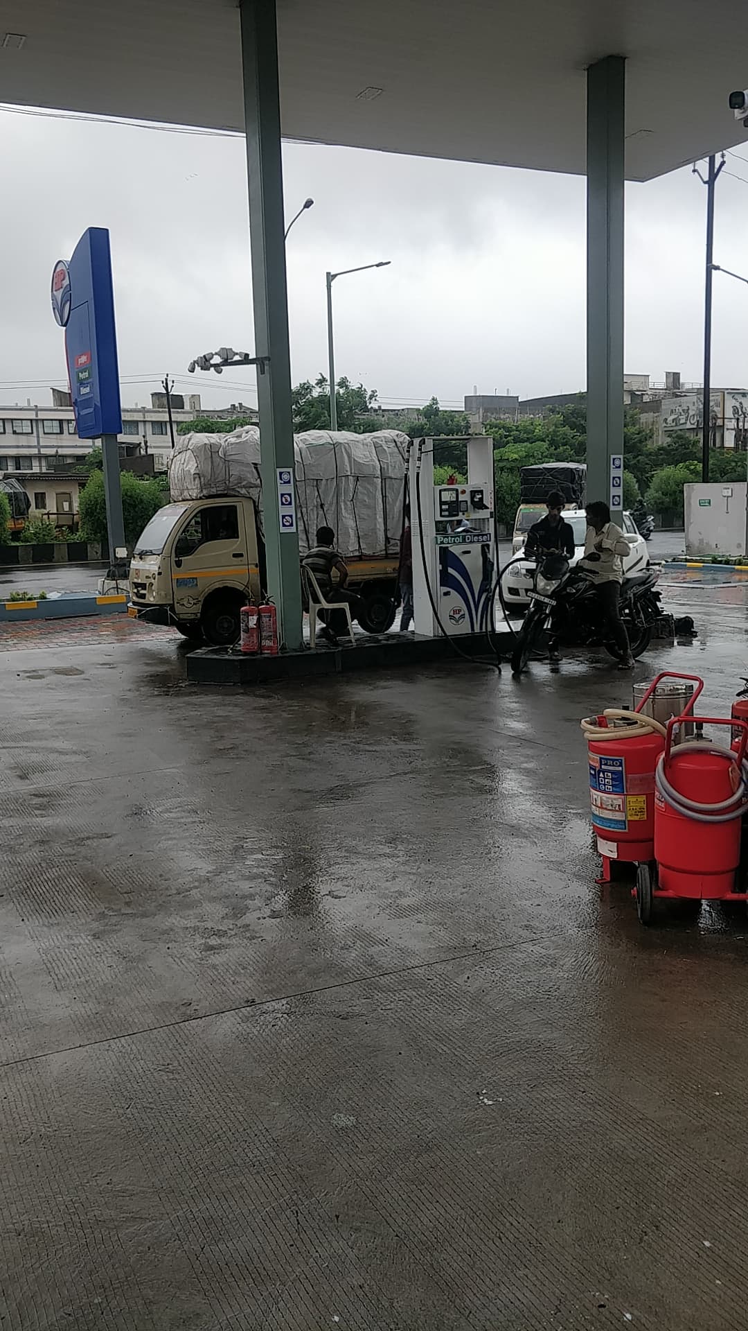 R P Mehta HPCL Petrol Pump